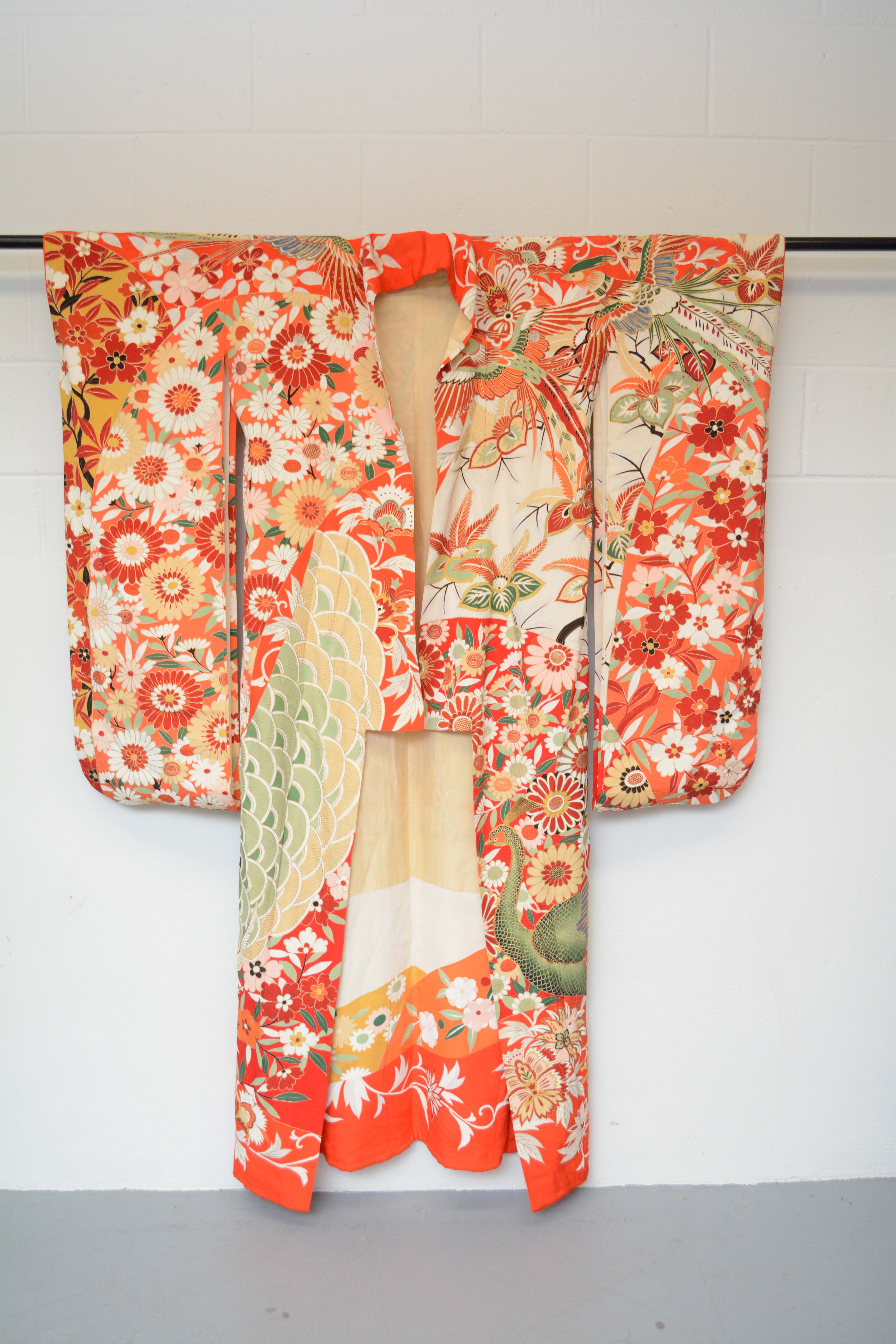 Circa 1930 Vintage Handwoven Silk Crepe Formal Five Crested Furisode Kimono