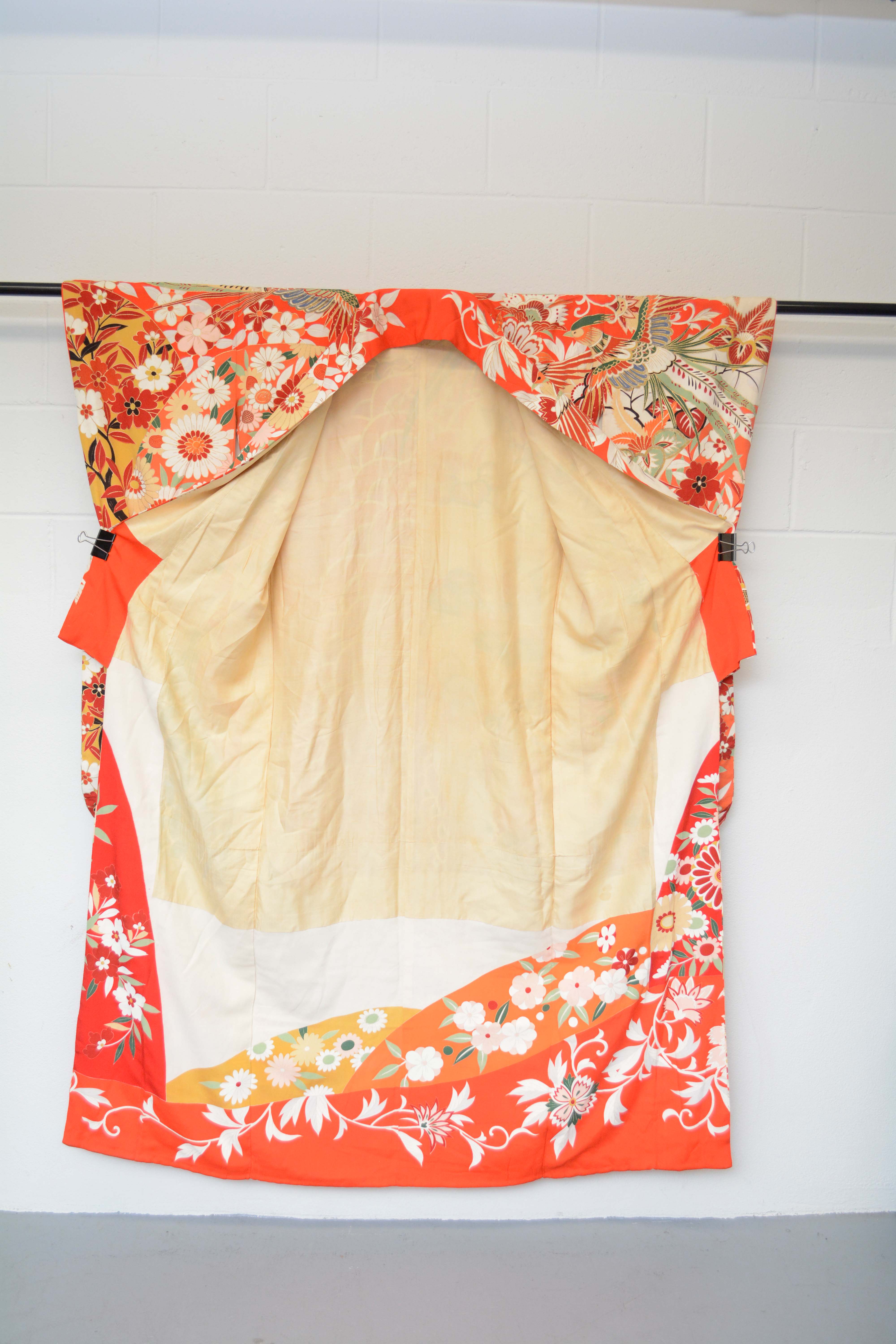 Circa 1930 Vintage Handwoven Silk Crepe Formal Five Crested Furisode Kimono