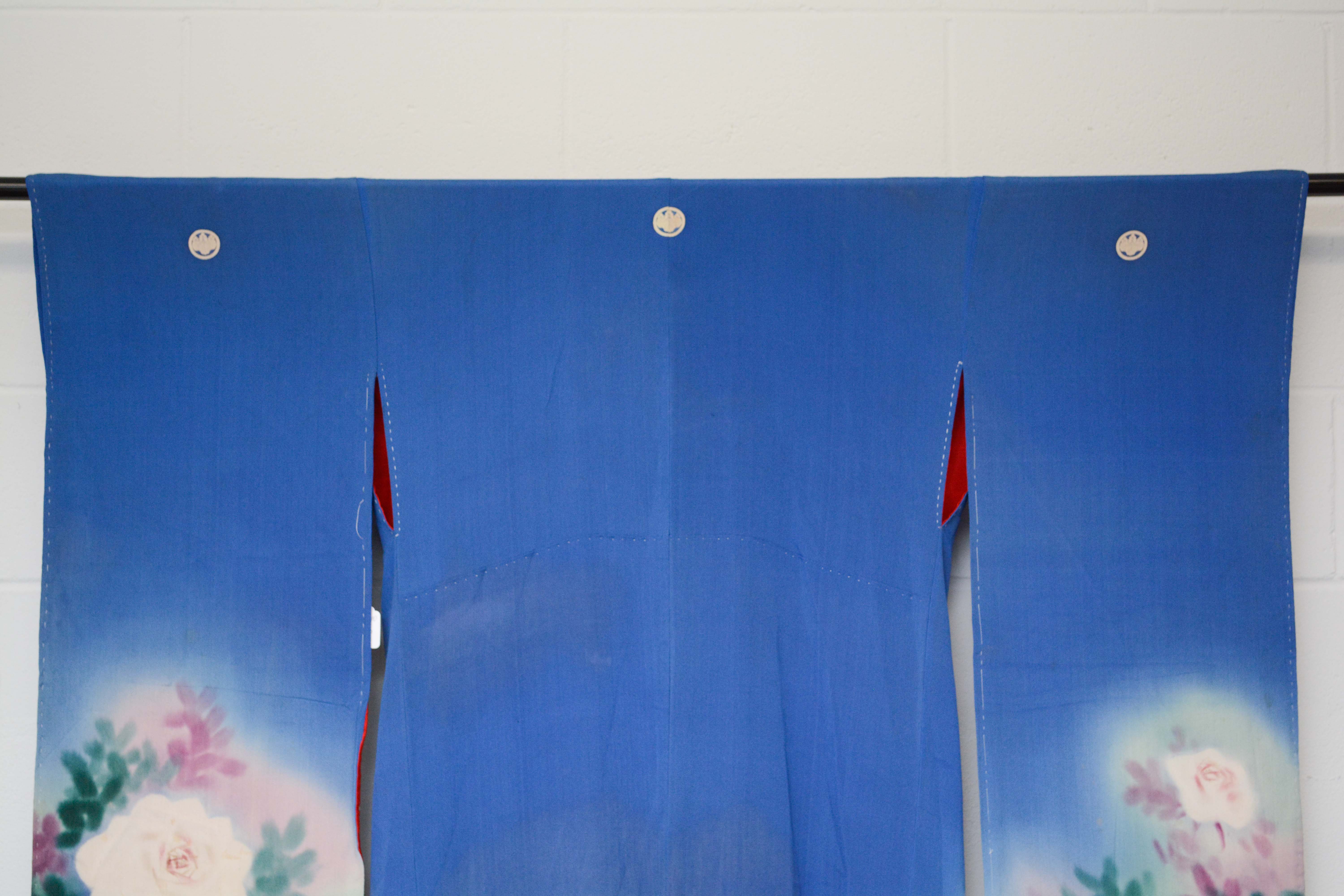 Circa 1910s Antique Handwoven Silk Crepe Formal Crested Furisode Kimono