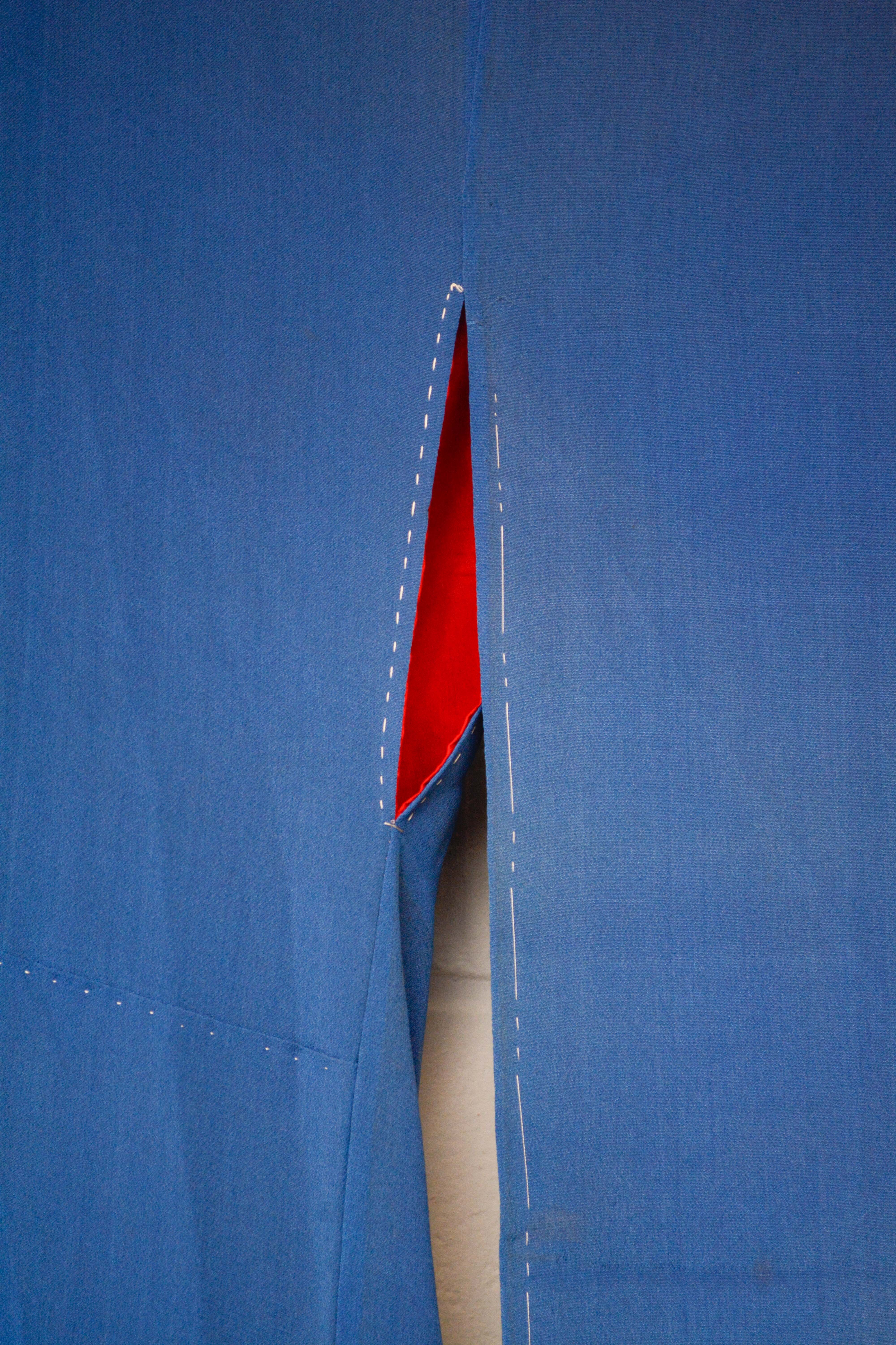 Circa 1910s Antique Handwoven Silk Crepe Formal Crested Furisode Kimono