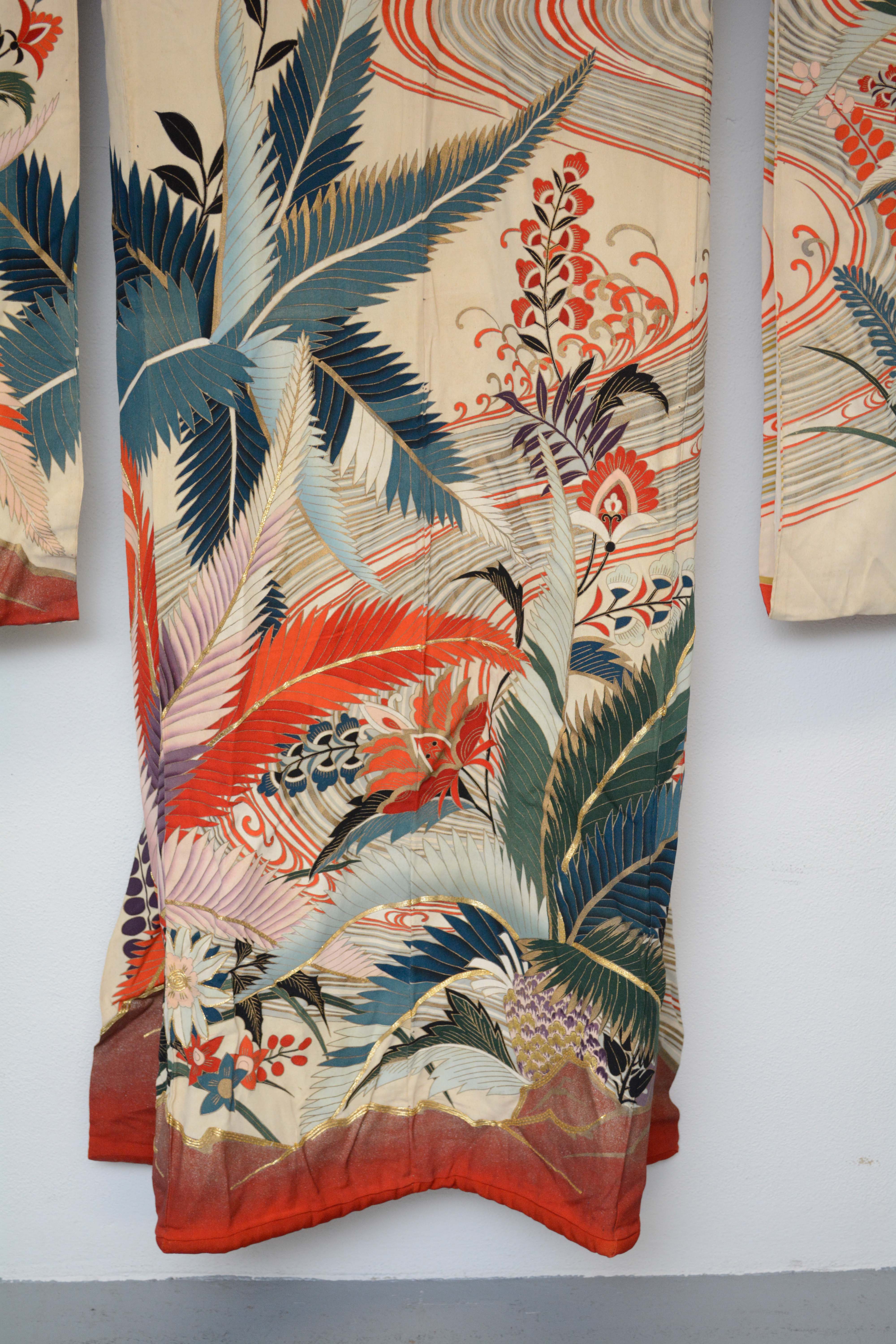 Circa 1930 Vintage Handwoven Silk Formal Crested Furisode Kimono