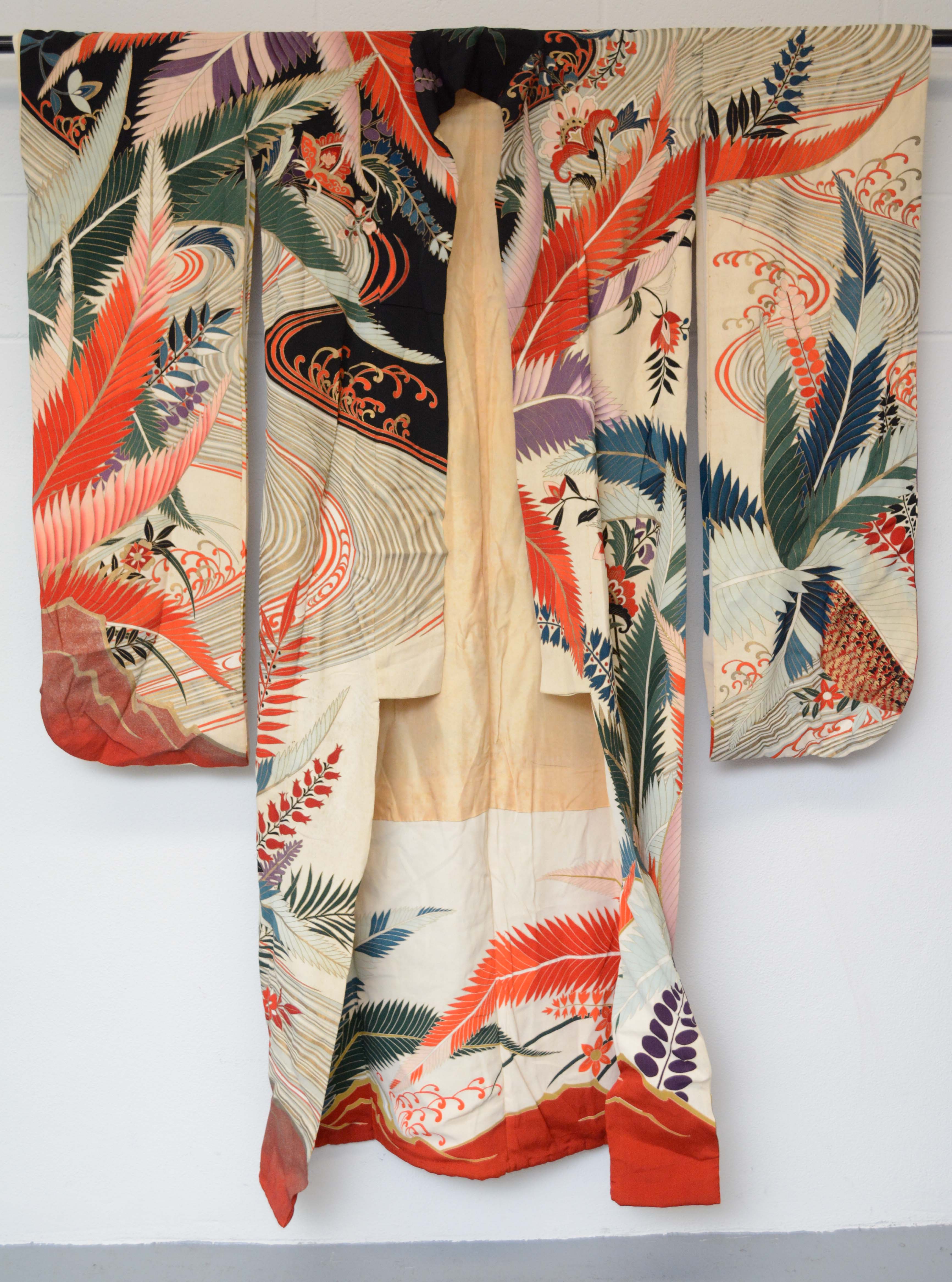 Circa 1930 Vintage Handwoven Silk Formal Crested Furisode Kimono