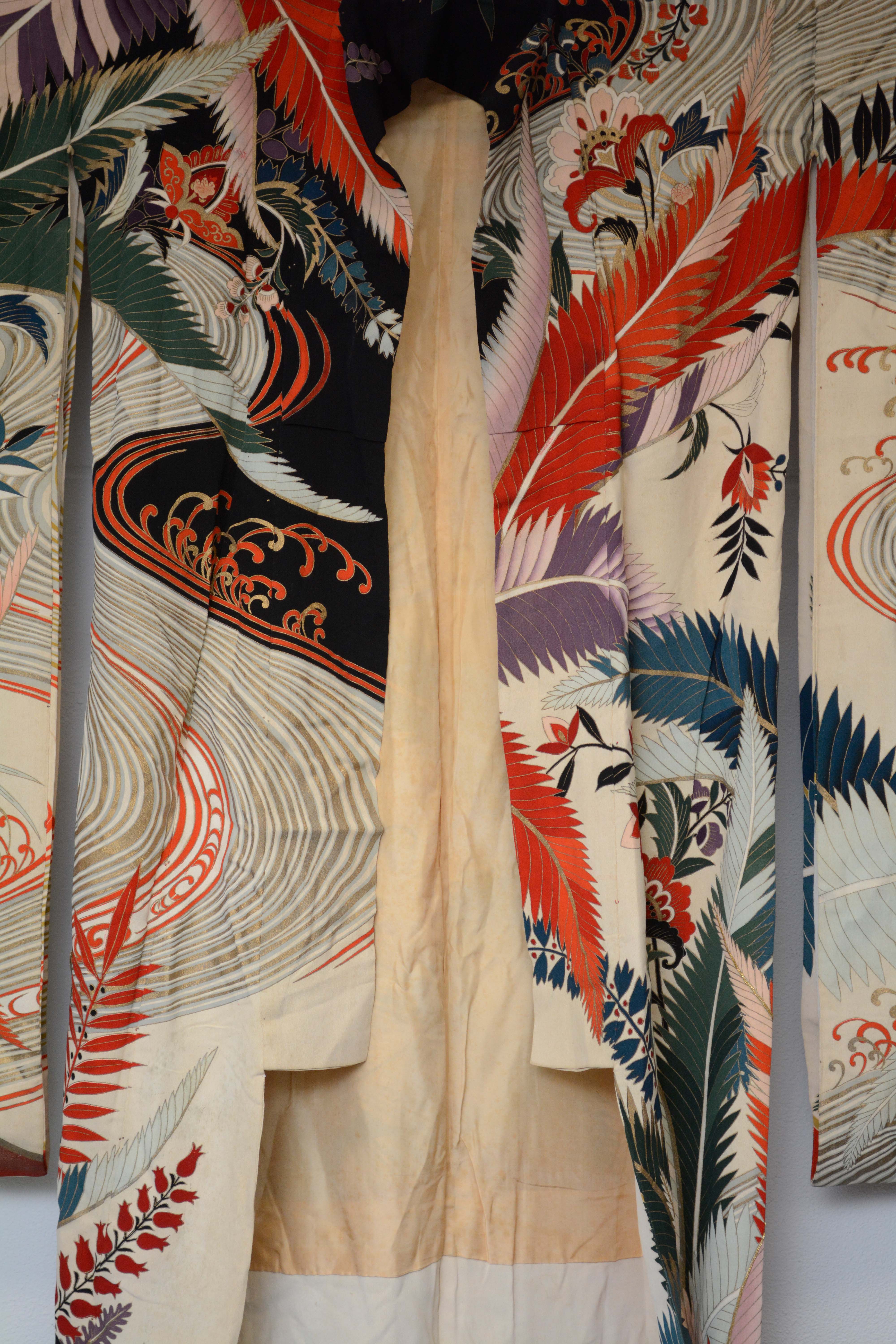 Circa 1930 Vintage Handwoven Silk Formal Crested Furisode Kimono