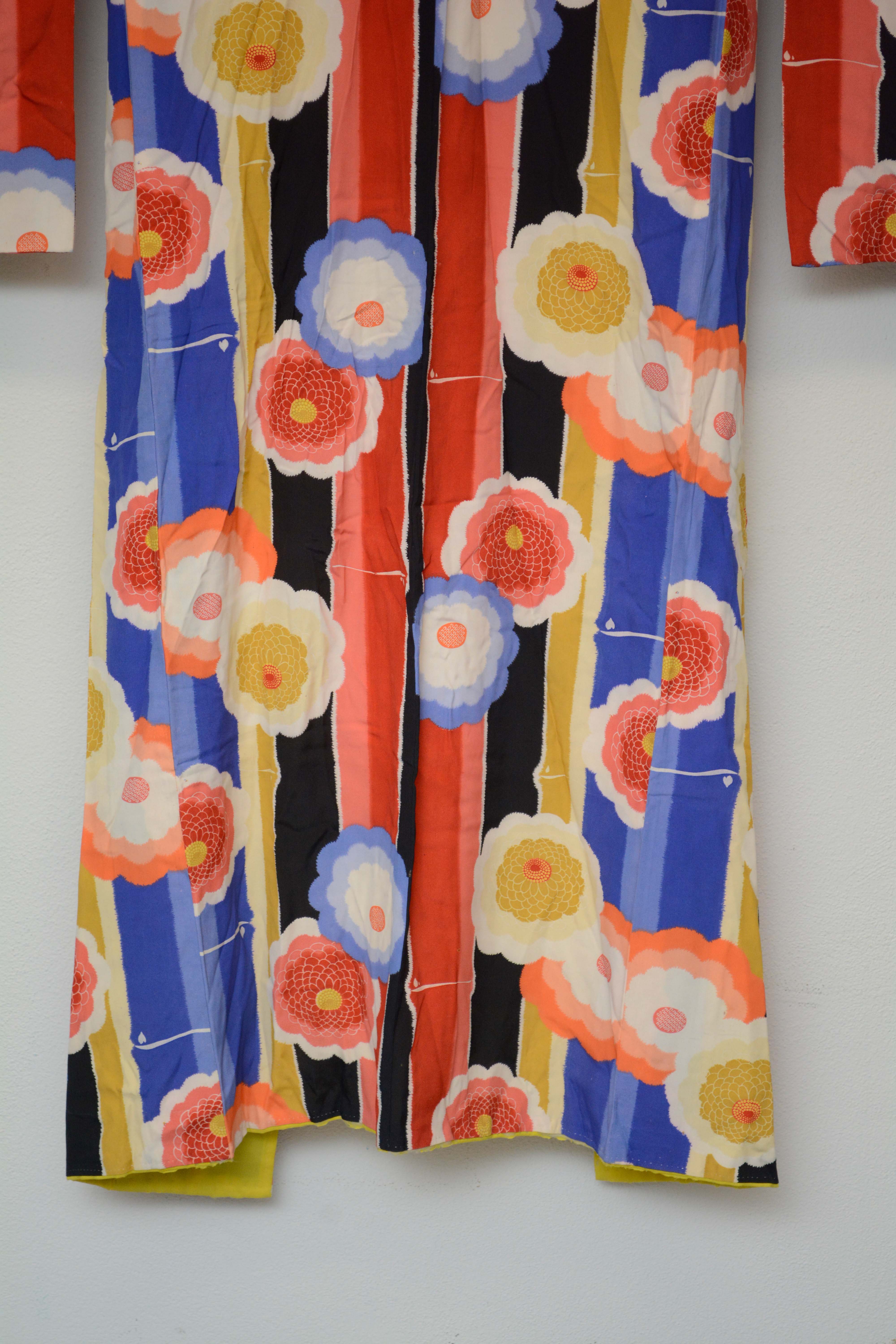 Circa 1925 Vintage Handwoven Silk Crepe Furisode Kimono