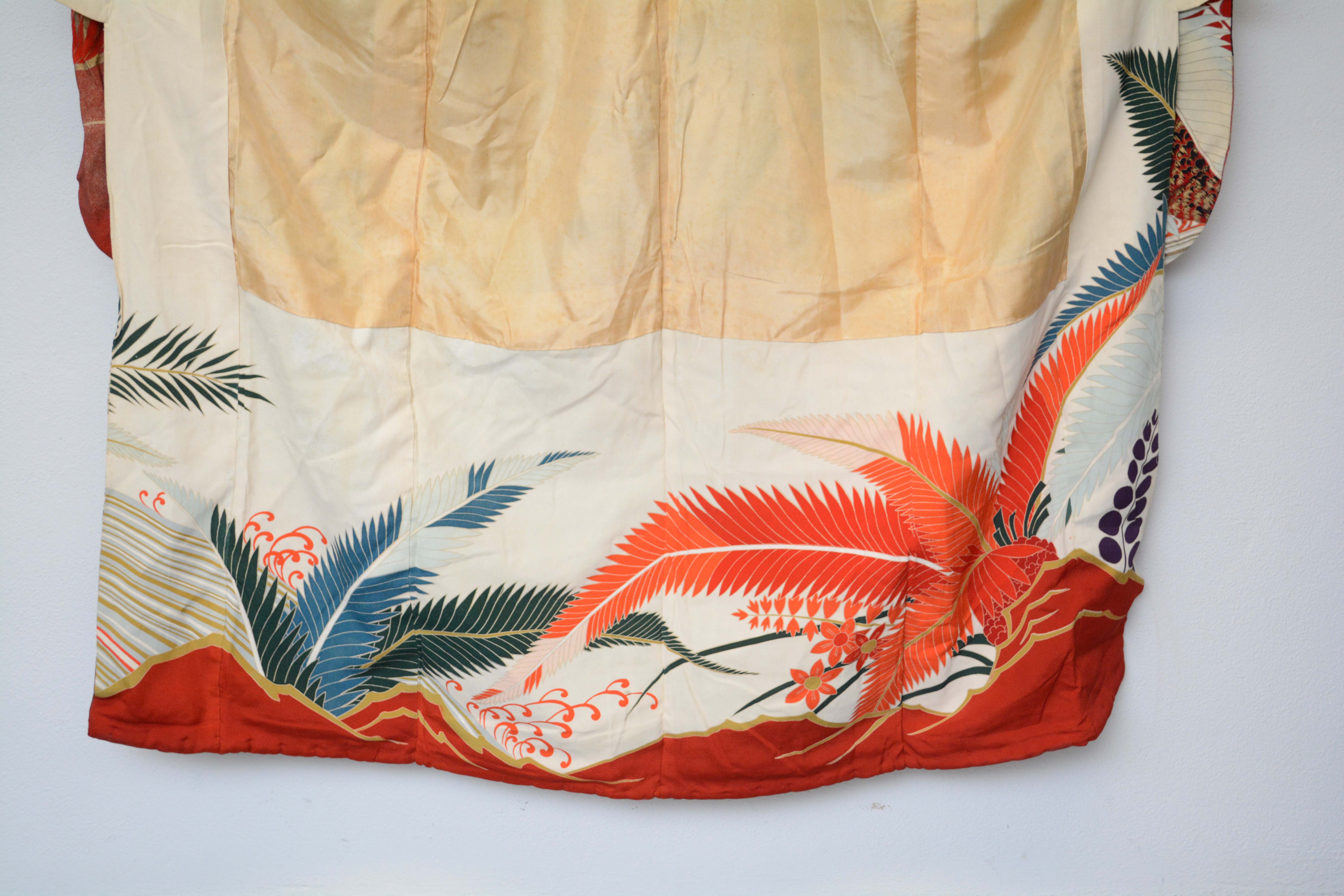 Circa 1930 Vintage Handwoven Silk Formal Crested Furisode Kimono