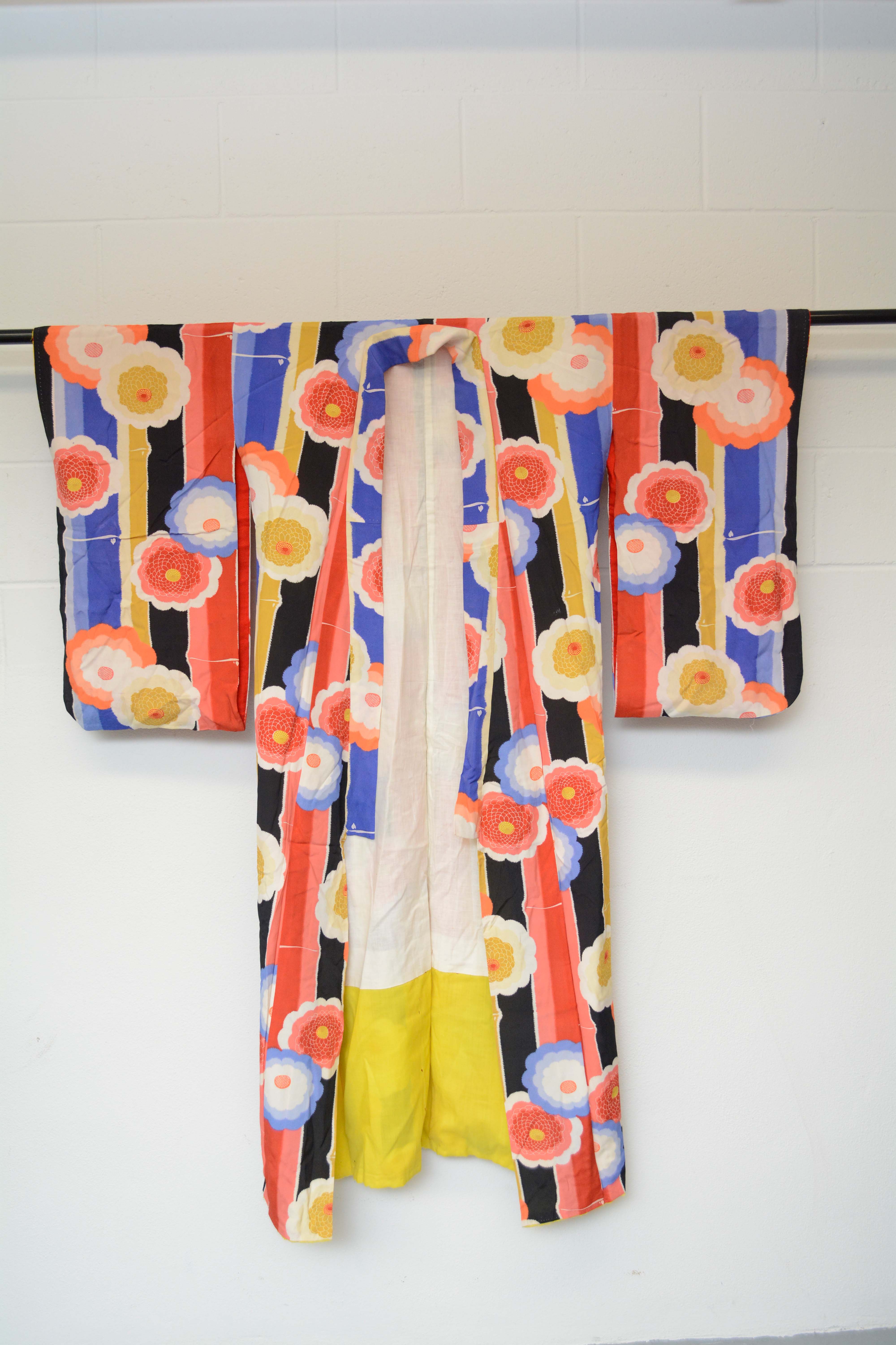 Circa 1925 Vintage Handwoven Silk Crepe Furisode Kimono