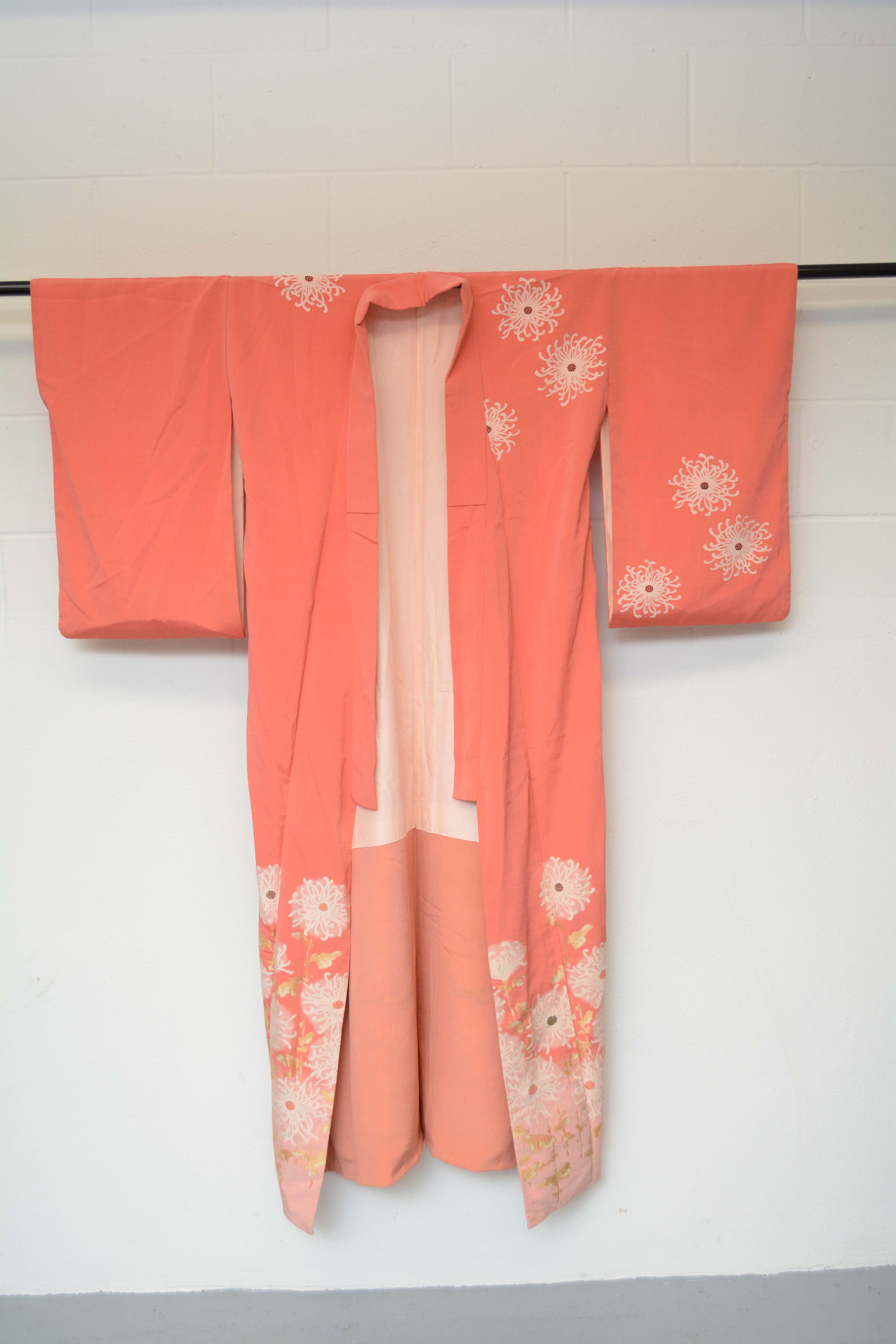 Circa 1930s Vintage Handwoven Omeshi Silk Kofurisode Kimono