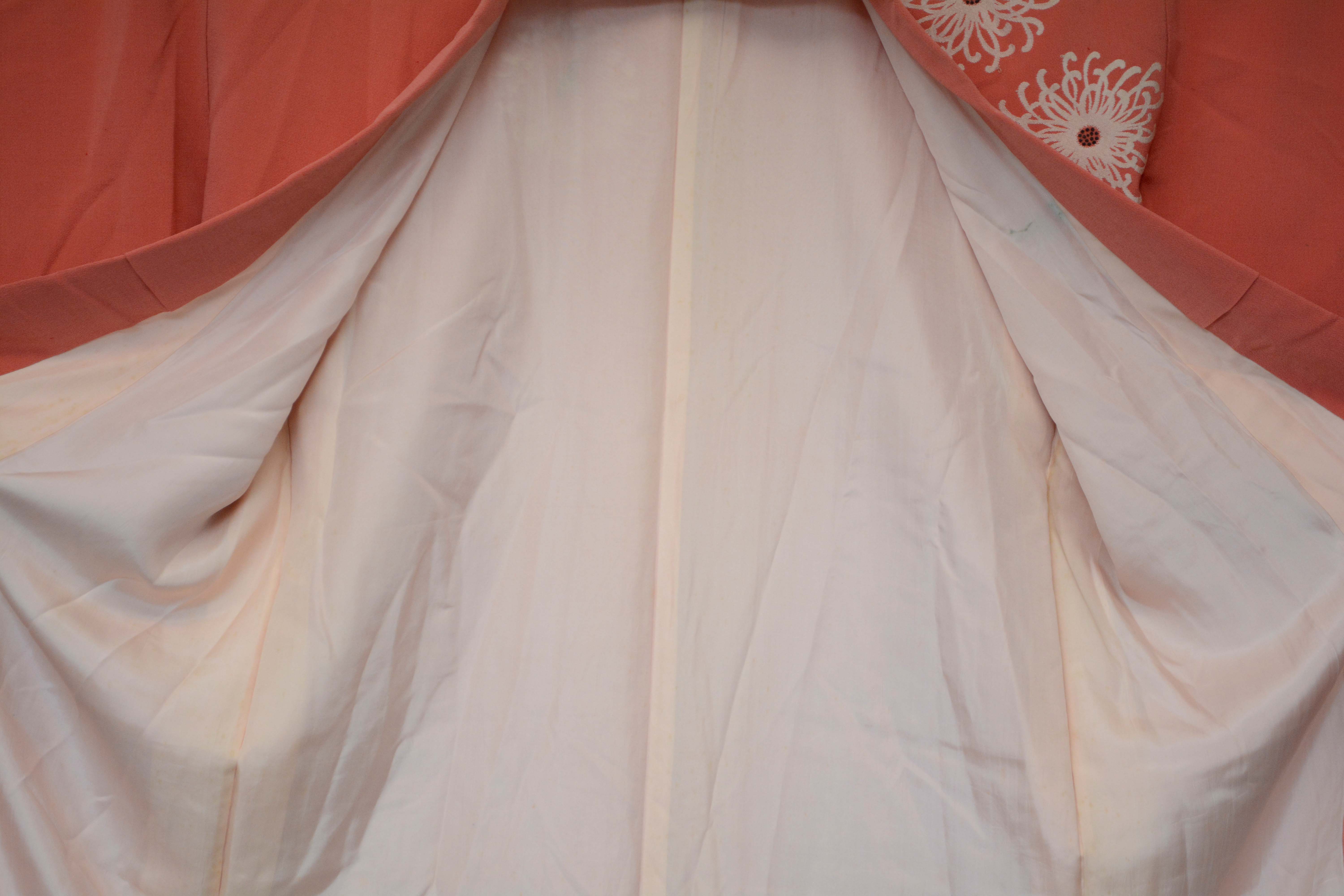 Circa 1930s Vintage Handwoven Omeshi Silk Kofurisode Kimono