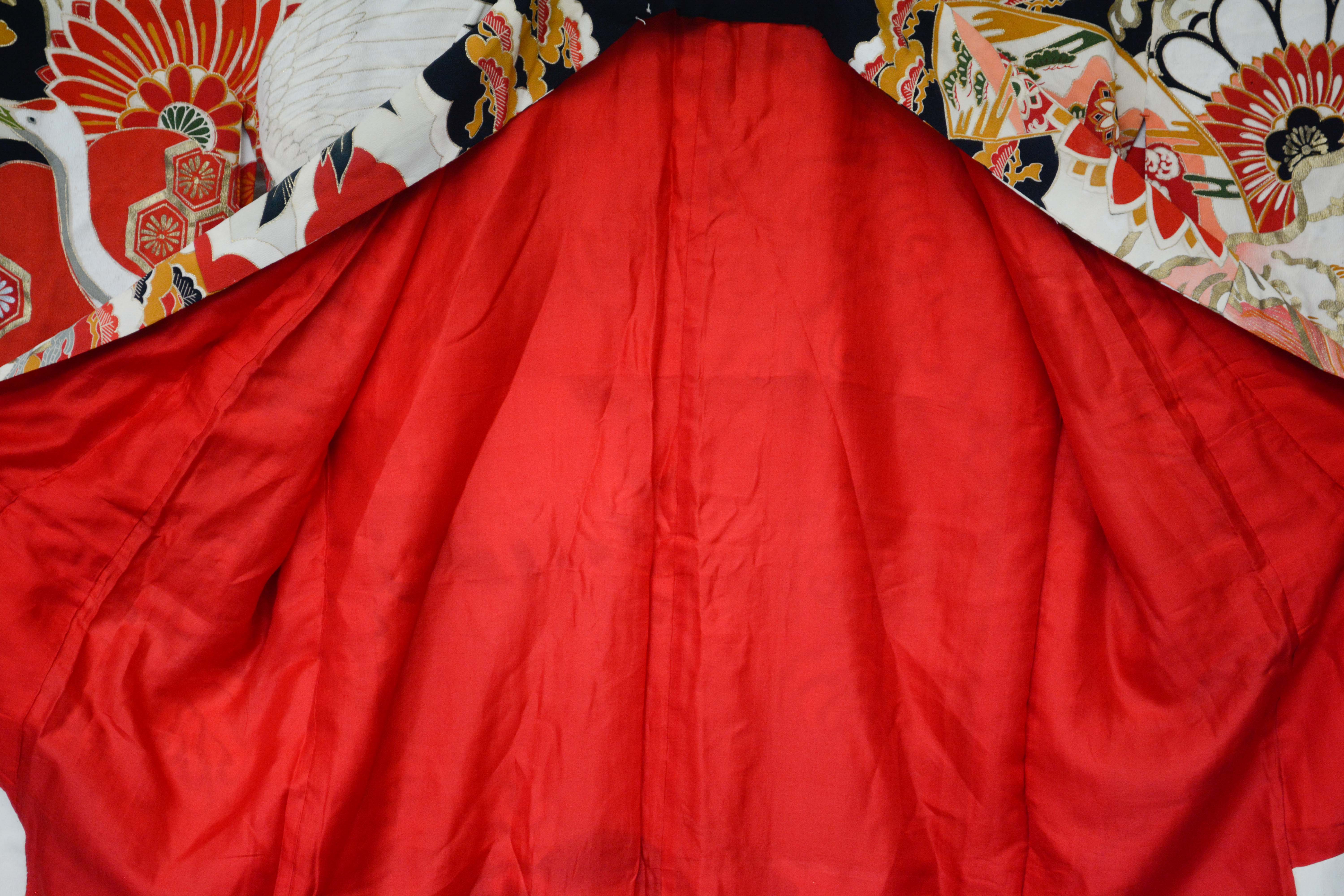 Circa 1925 Vintage Handwoven Silk Crepe Formal Crested Furisode Kimono