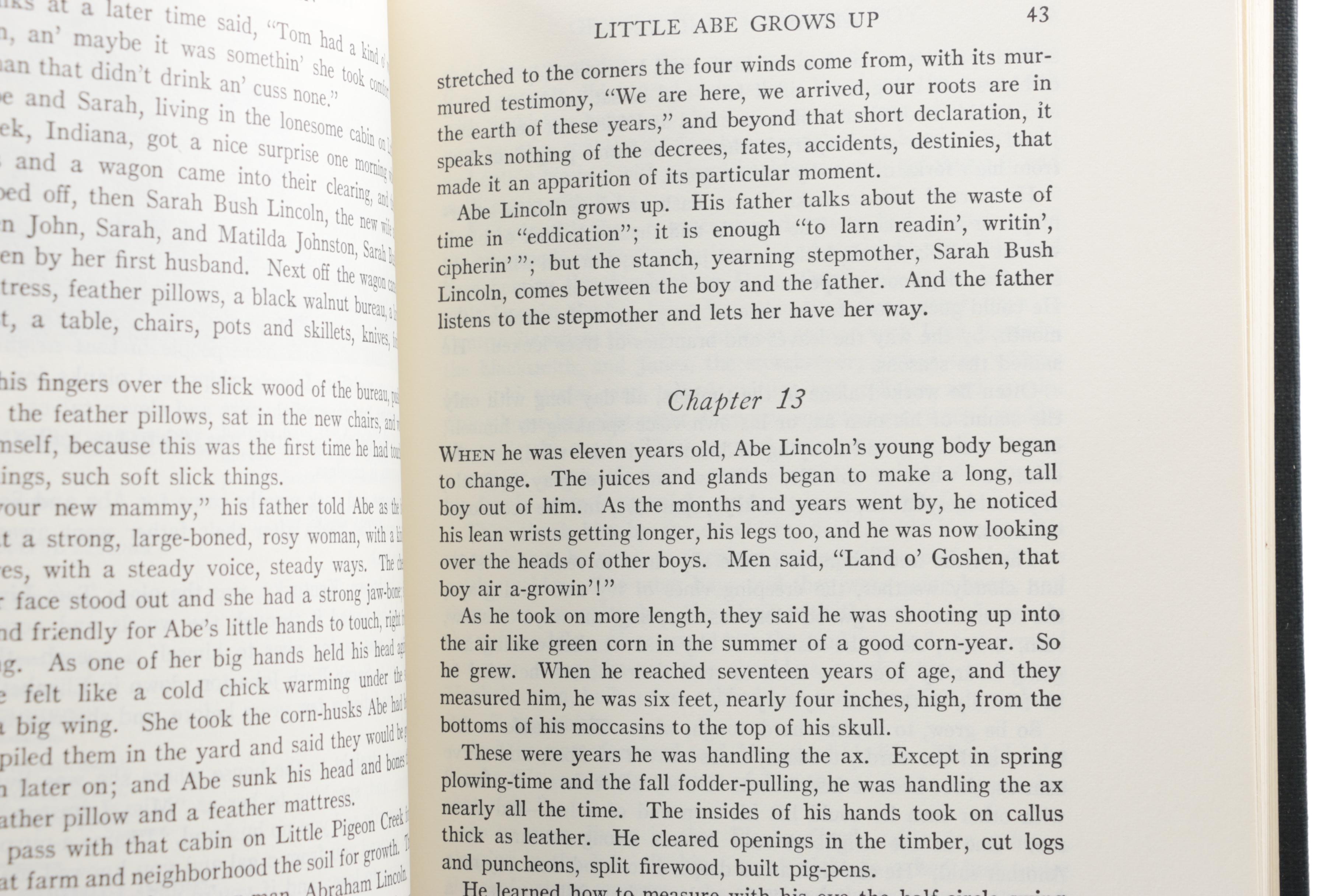 1926 "Abraham Lincoln: The Prairie Years and the War Years" by Carl Sandburg