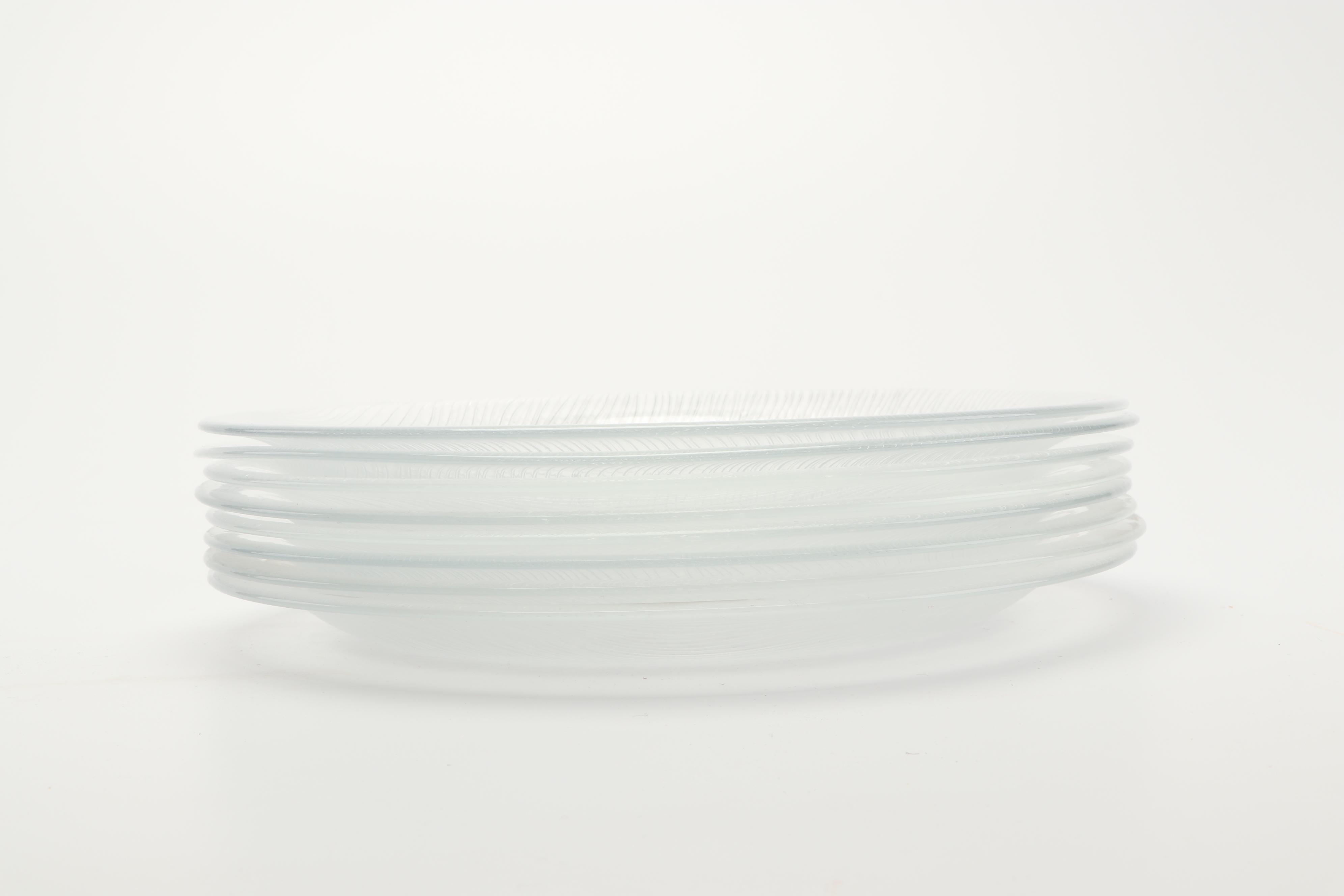 Hand-Painted Faiënce Italianate Earthenware Plates with Glass Chargers