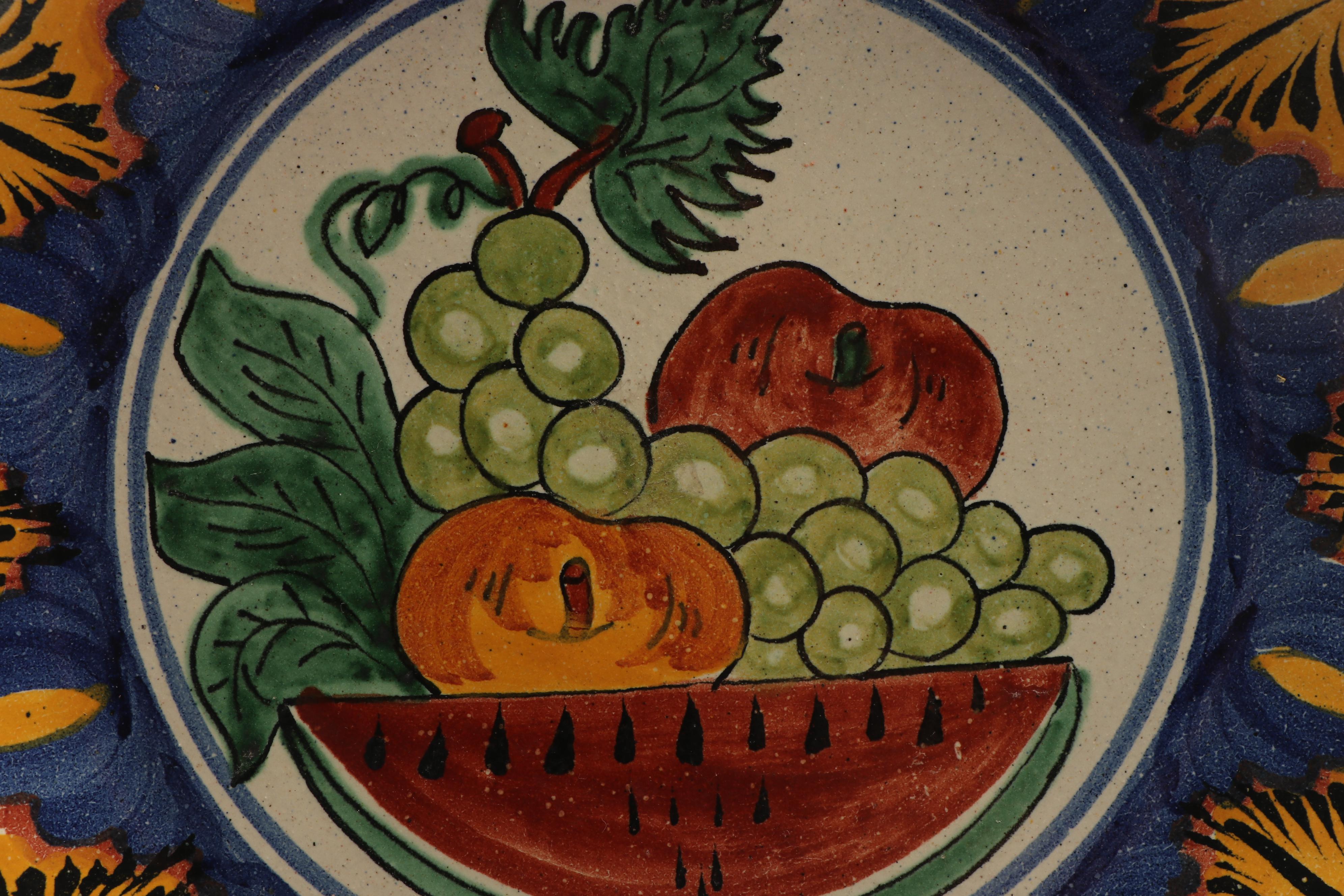 Hand-Painted Faiënce Italianate Earthenware Plates with Glass Chargers