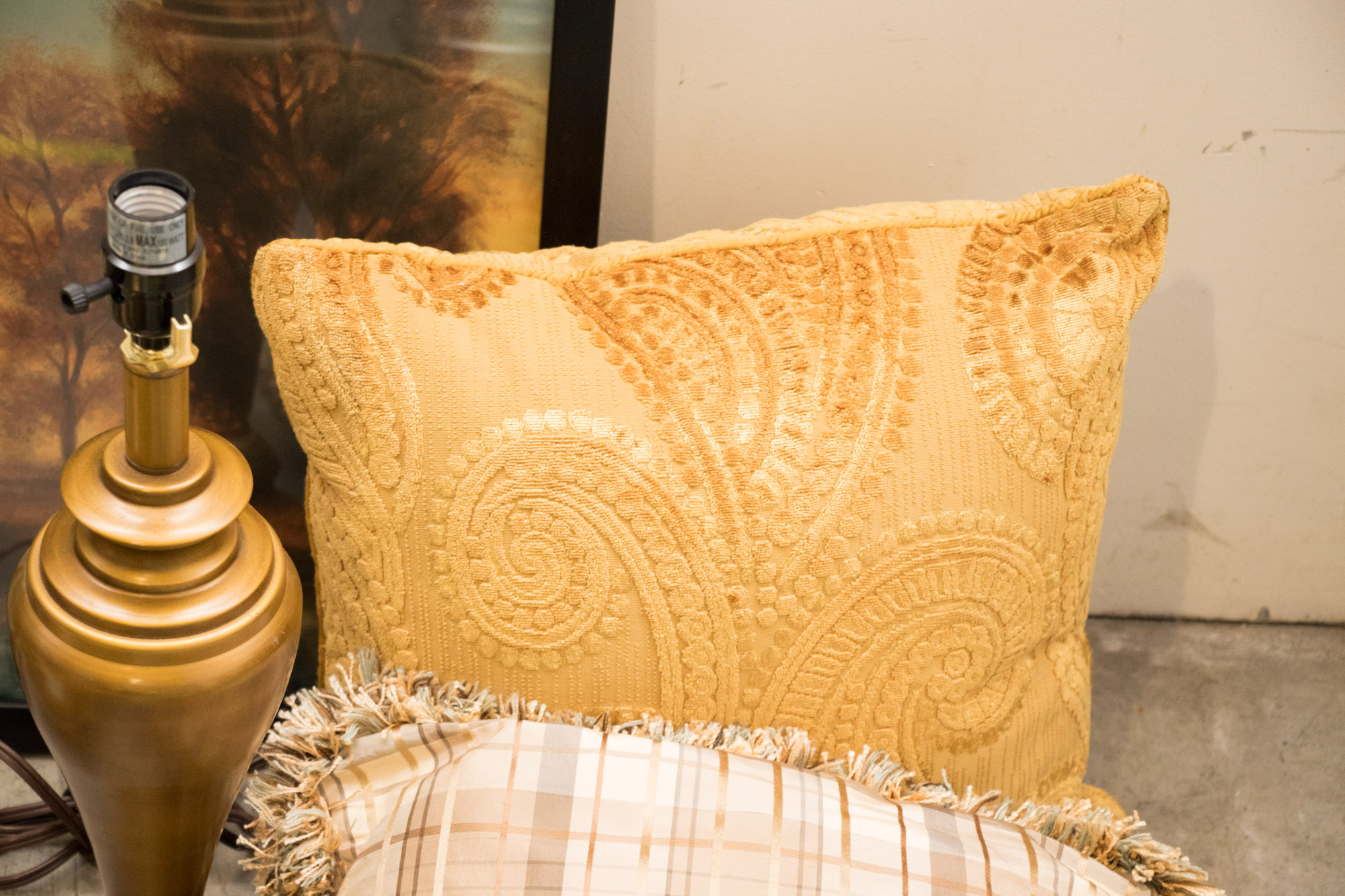 Gold Home Decor Selection