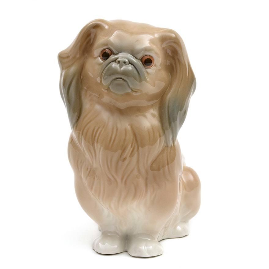 Lladró "Pekinese Sitting" Dog Glazed Porcelain Figurine