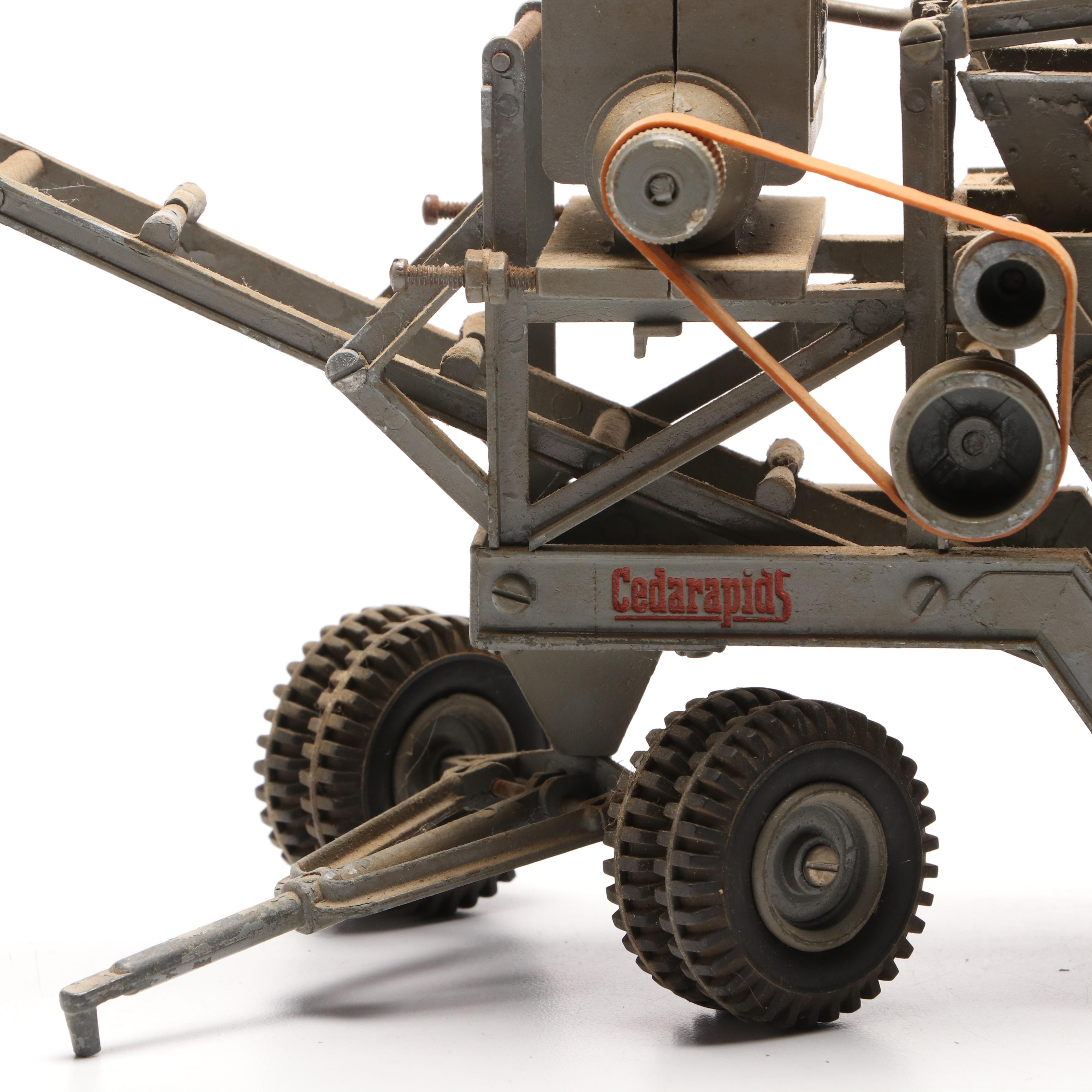 Circa 1930s Iowa Manufacturing Co. Cedarapids Salesman Sample Rock Crusher