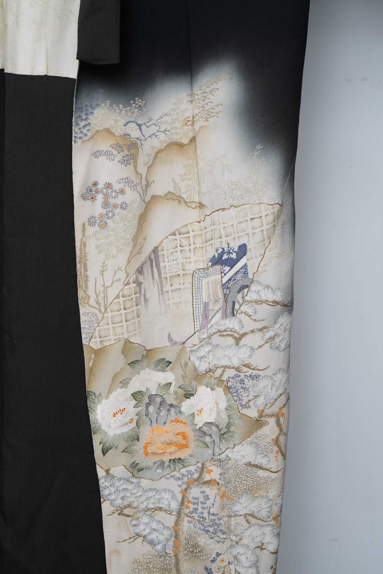 Circa 1890 Antique Japanese Handwoven Formal Crested Silk Kuro-Tomesode Kimono