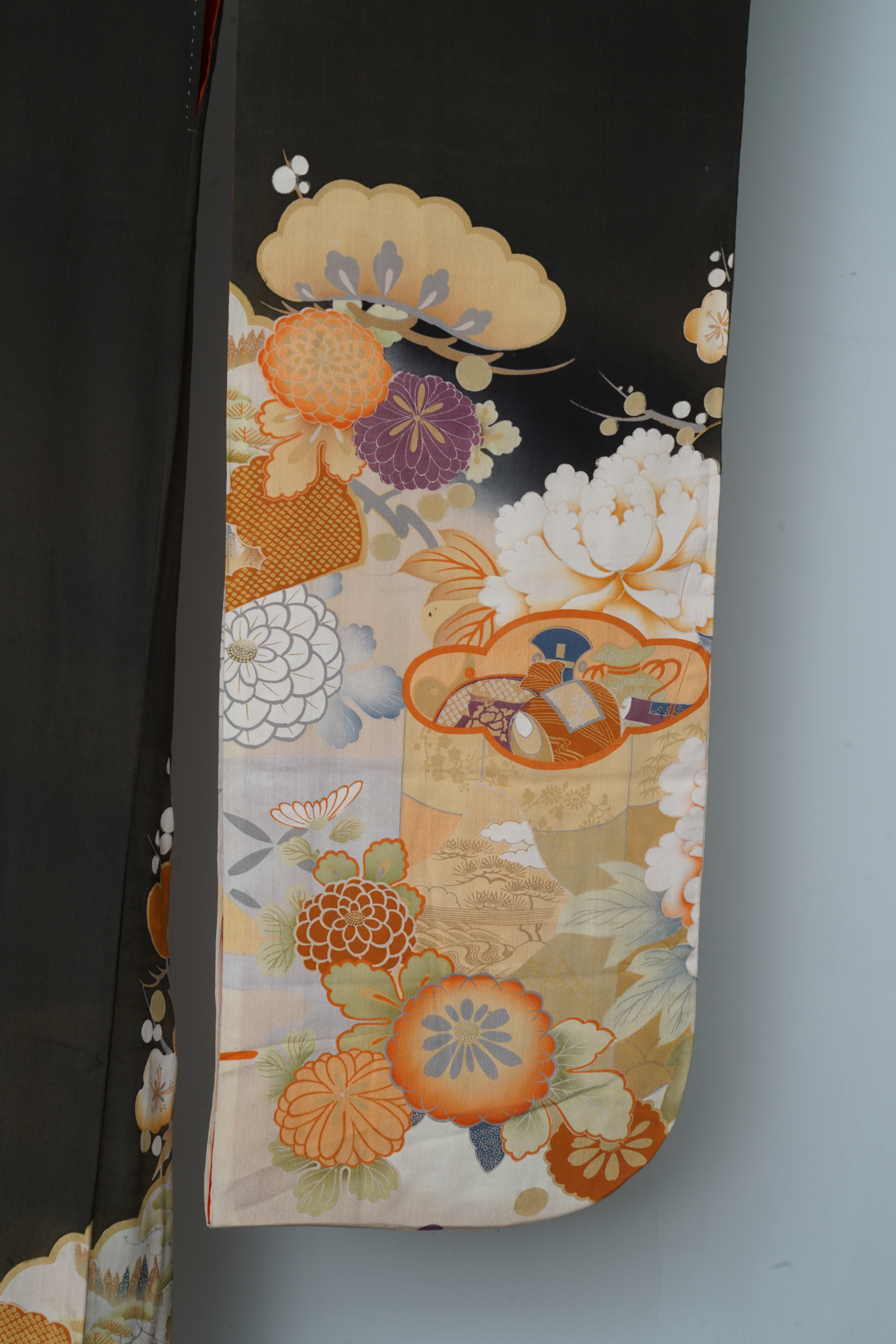 Circa 1880 Antique Handwoven Formal Crested Silk Crepe Furisode Kimono