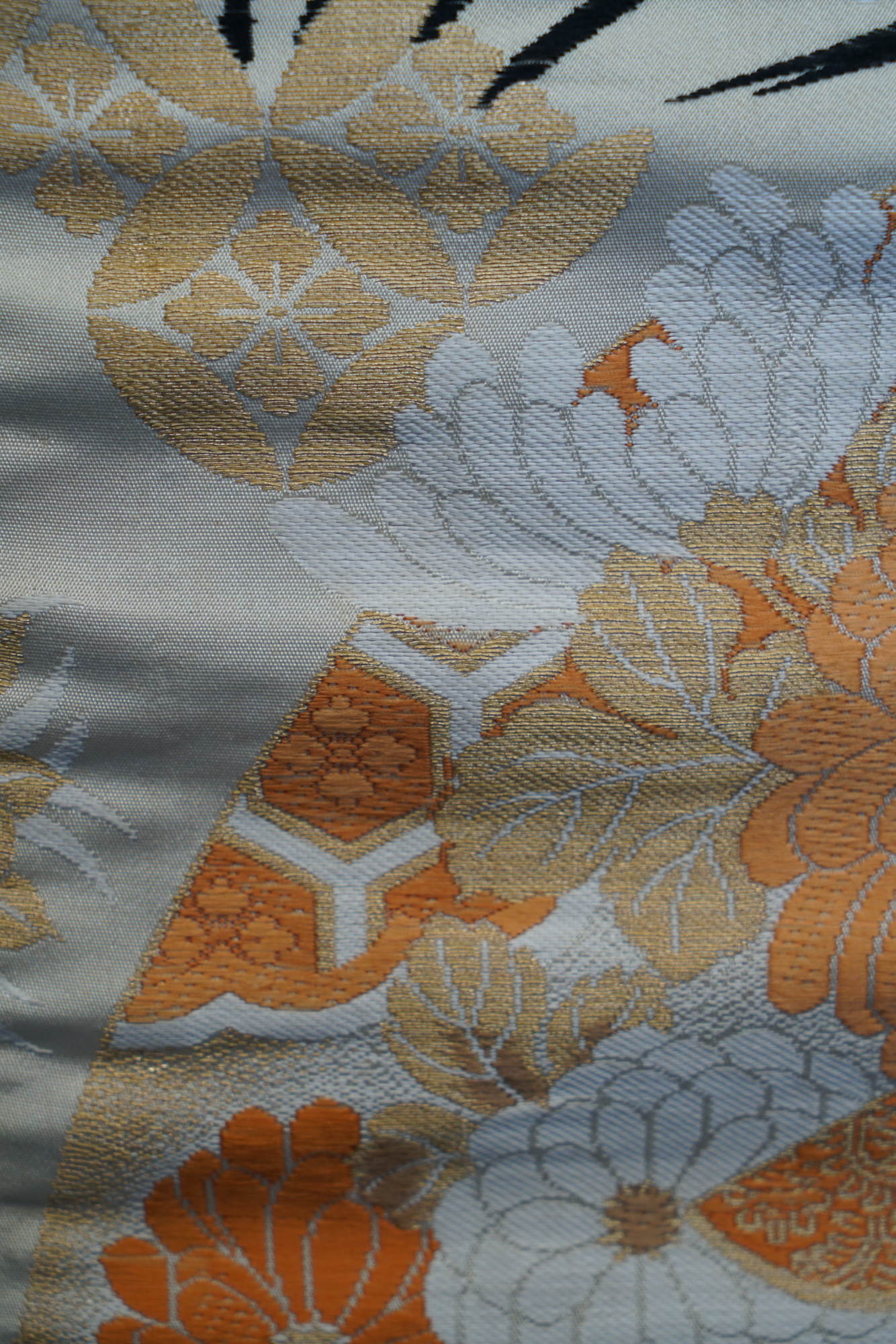 Circa 1930 Vintage Hand Brocaded Silk Maru Obi