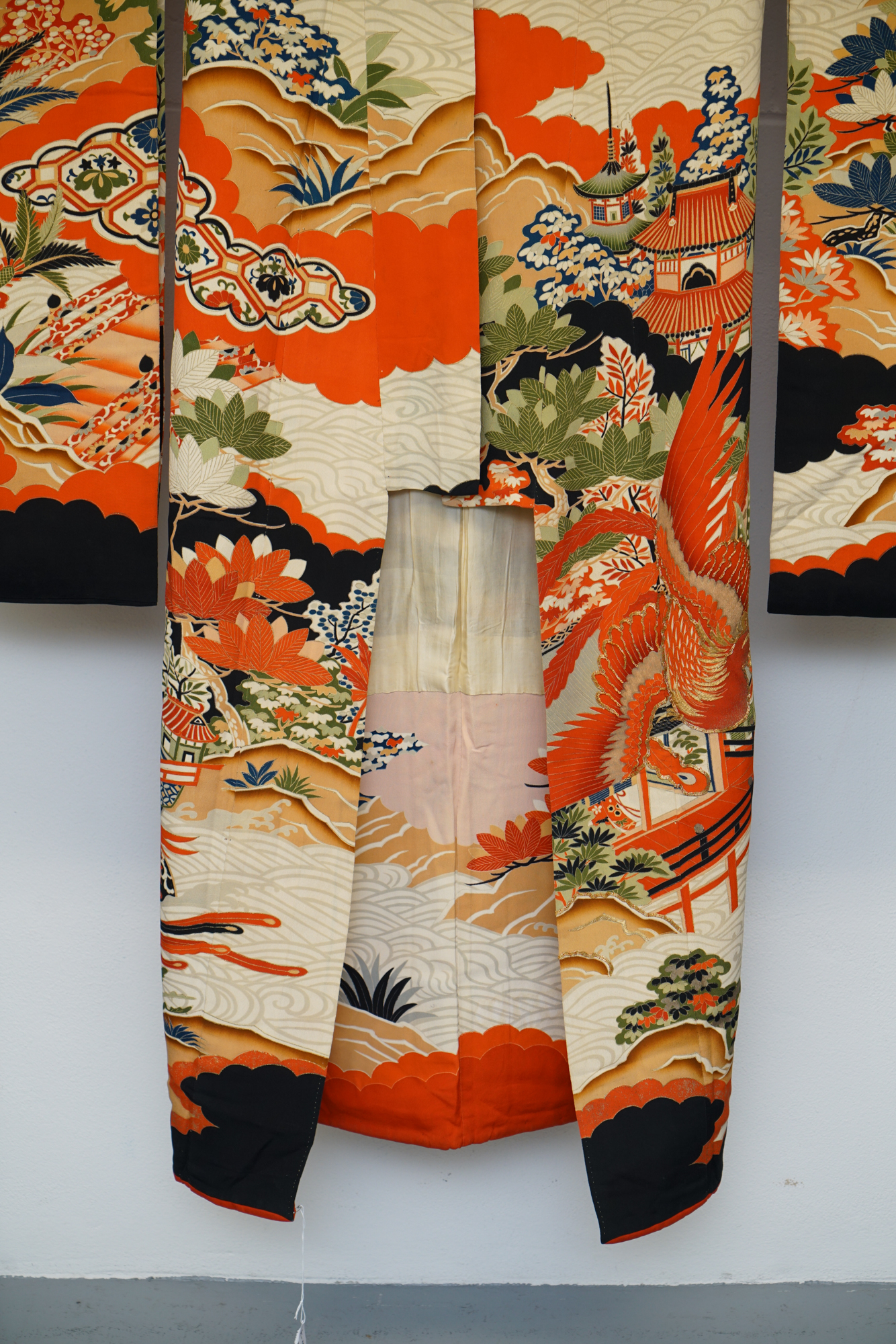 Circa 1900s Antique Handwoven Silk Crepe Formal Crested Furisode Kimono