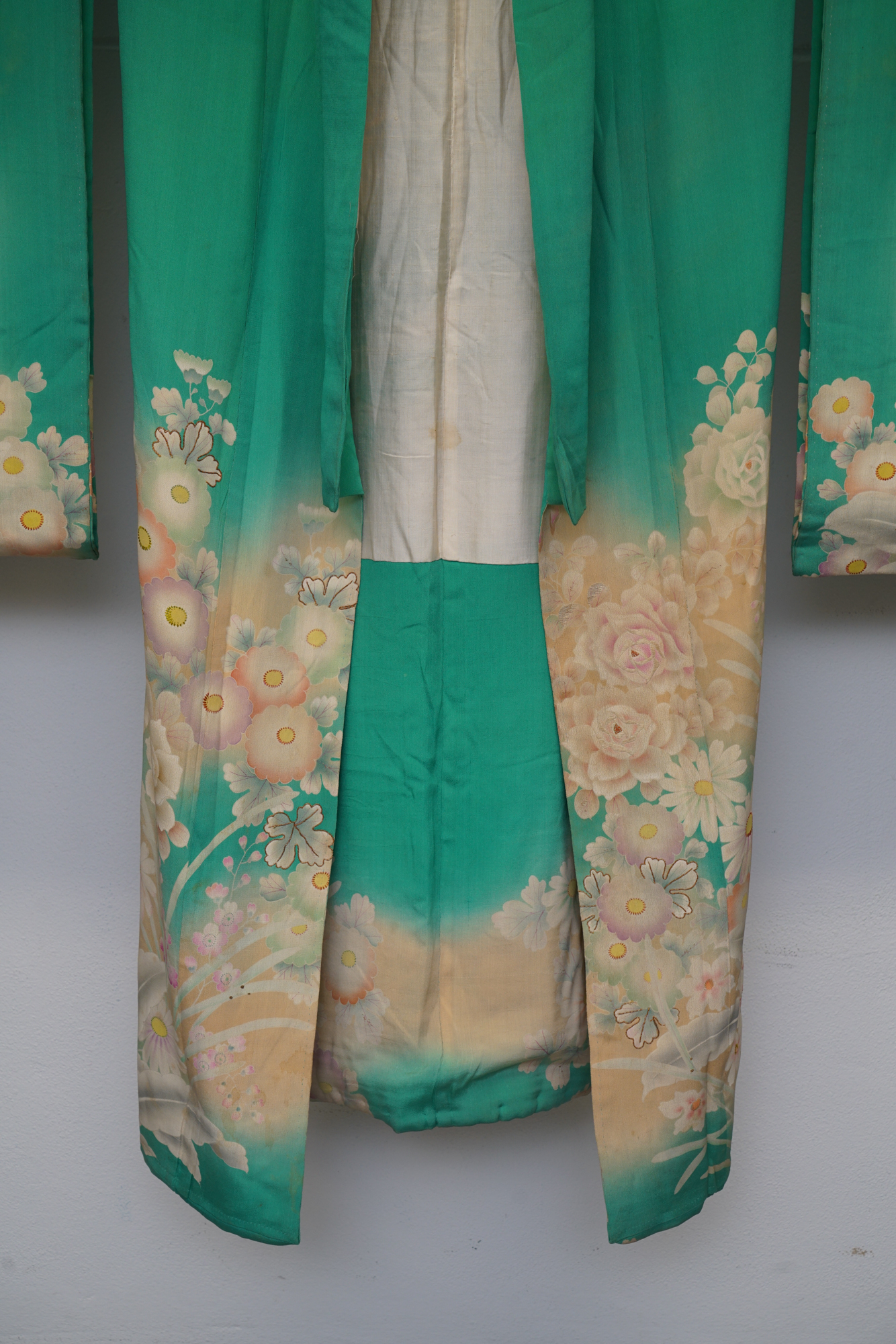 Circa 1880 Antique Handwoven Silk Crepe Five Crested Furisode Kimono