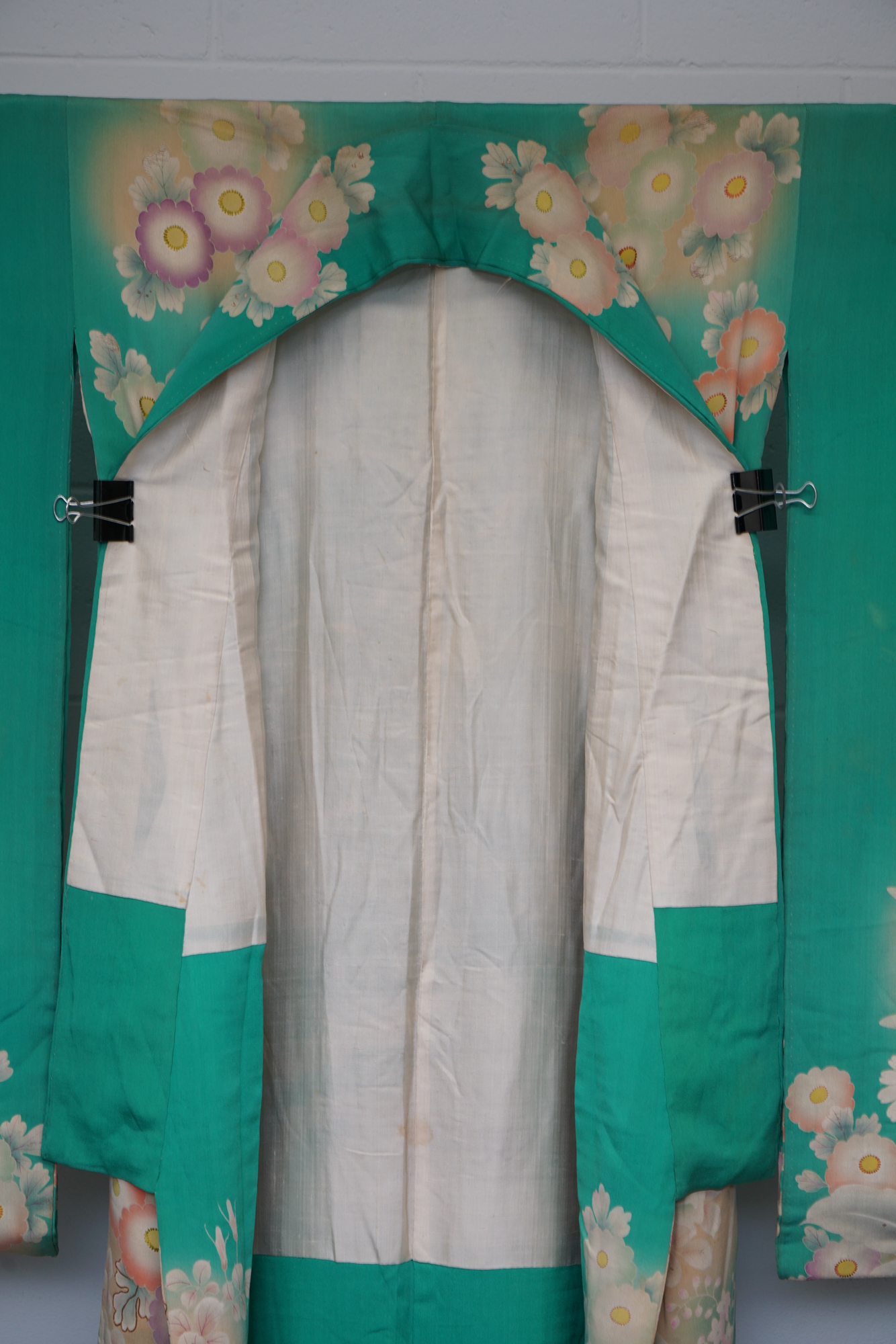 Circa 1880 Antique Handwoven Silk Crepe Five Crested Furisode Kimono