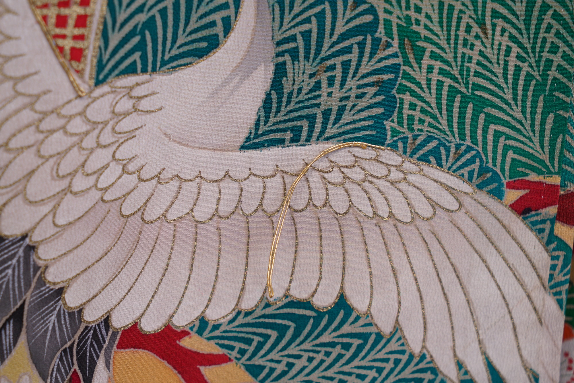 Circa 1915 Antique Handwoven Silk Crepe Formal Five Crested Furisode Kimono