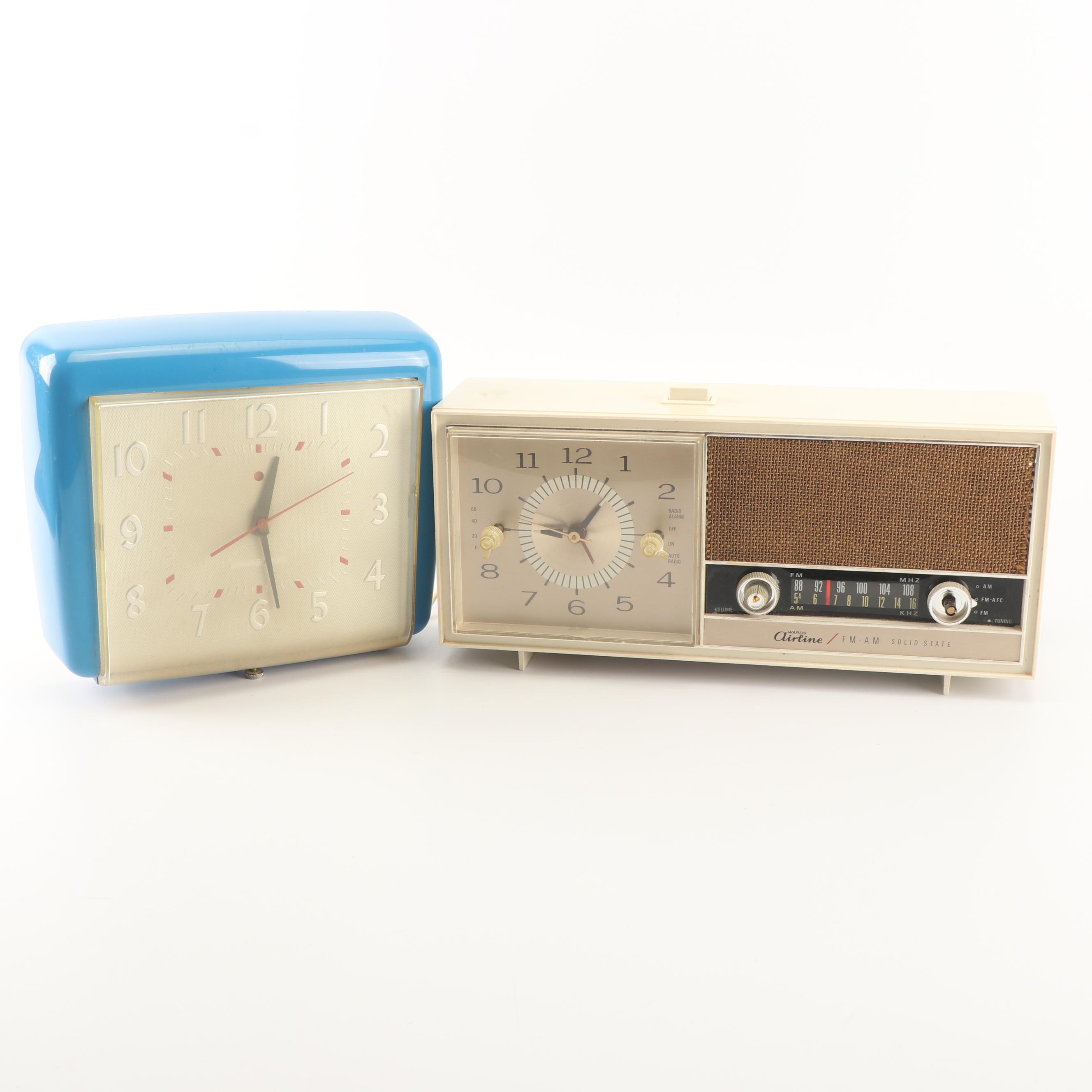 Vintage General Electric Wall Clock with Wards Airline FM-AM Radio Alarm Clock