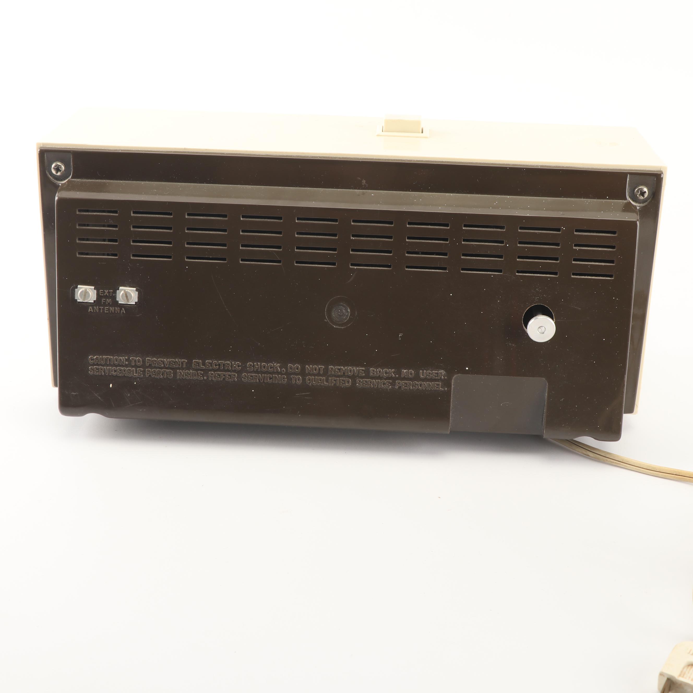 Vintage General Electric Wall Clock with Wards Airline FM-AM Radio Alarm Clock