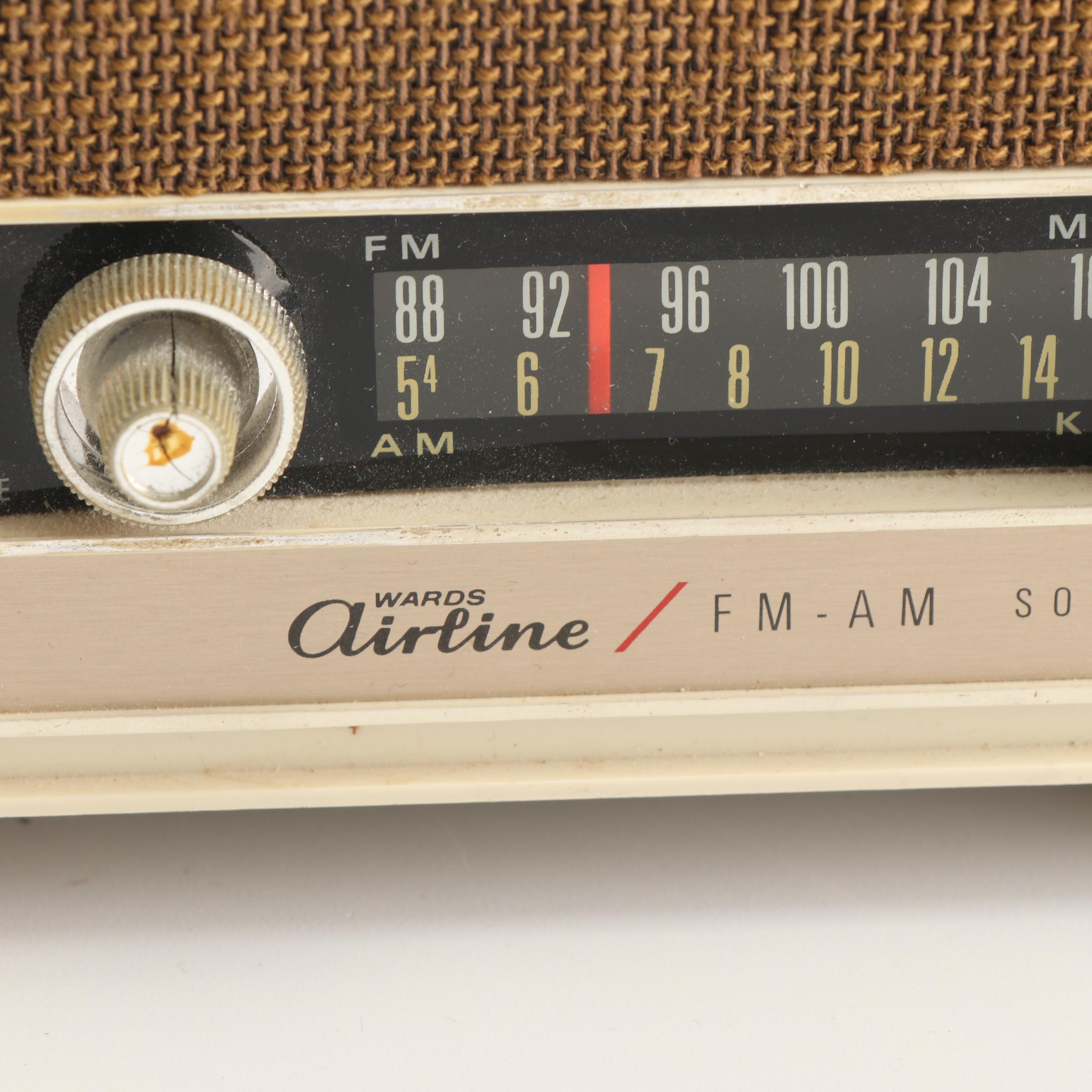 Vintage General Electric Wall Clock with Wards Airline FM-AM Radio Alarm Clock