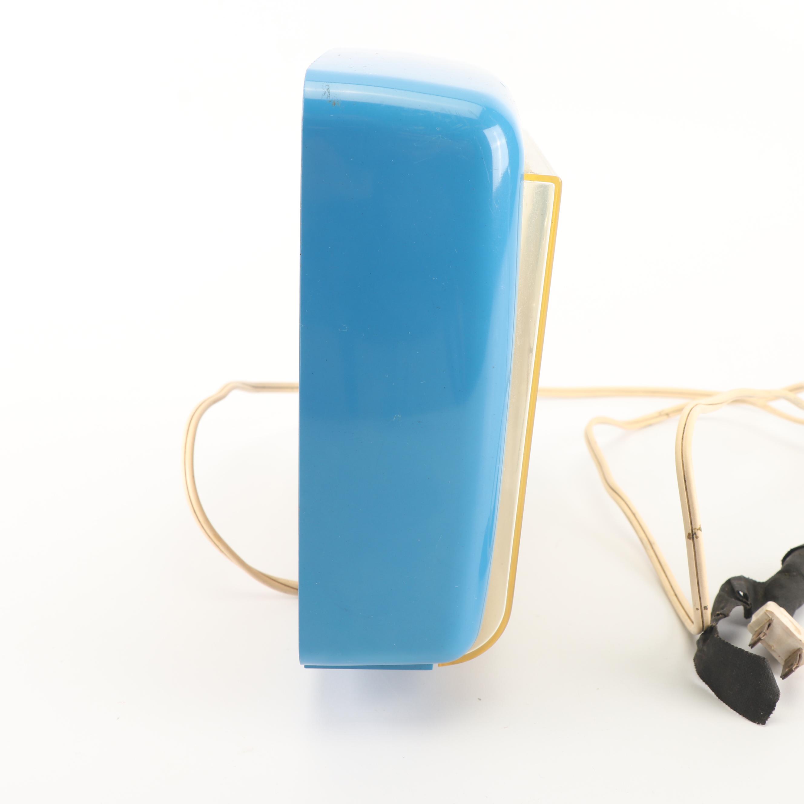 Vintage General Electric Wall Clock with Wards Airline FM-AM Radio Alarm Clock