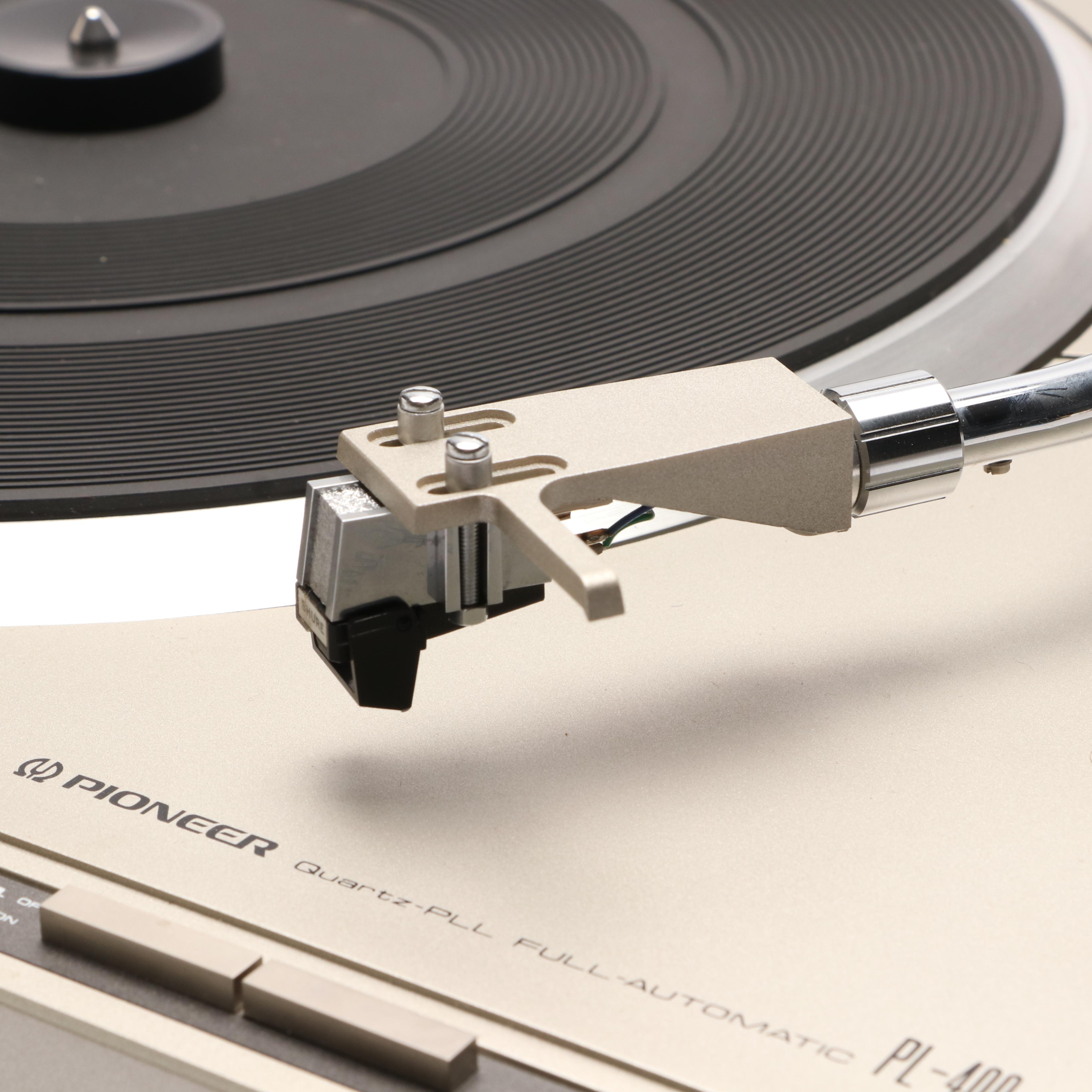 Pioneer Quartz PL-400 Stereo Turntable from 1980