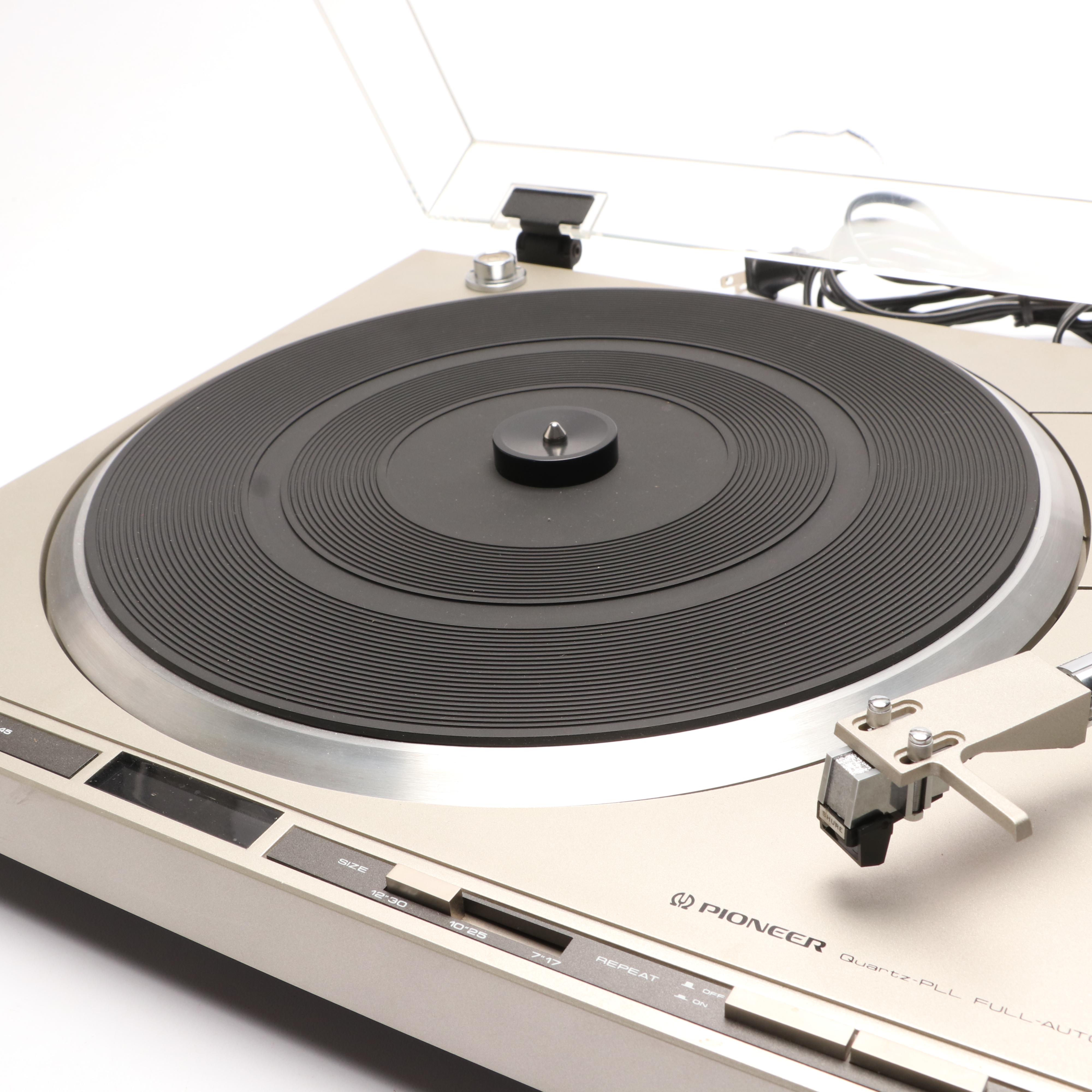 Pioneer Quartz PL-400 Stereo Turntable from 1980