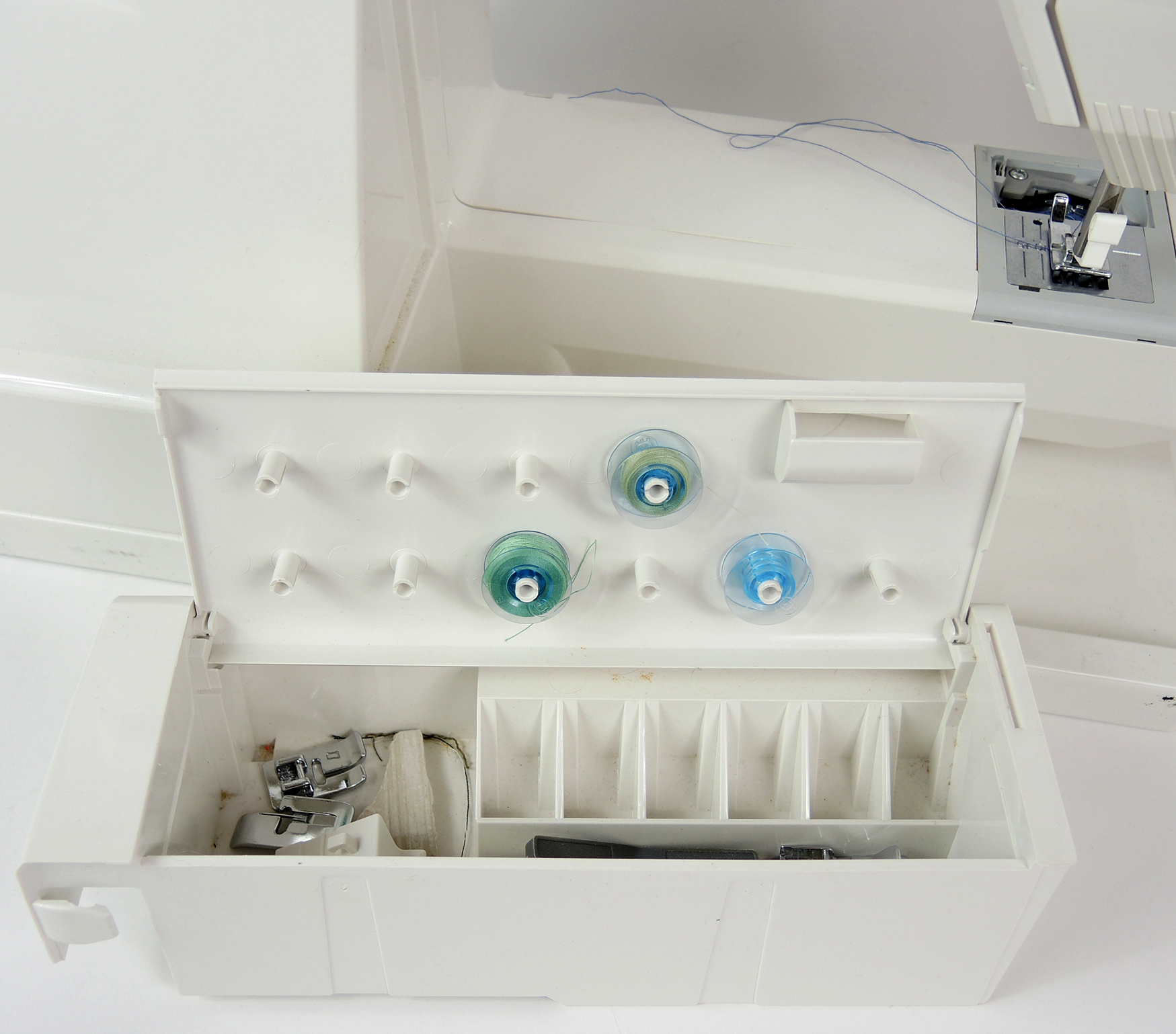 Husqvarna Viking 400 Sewing Machine