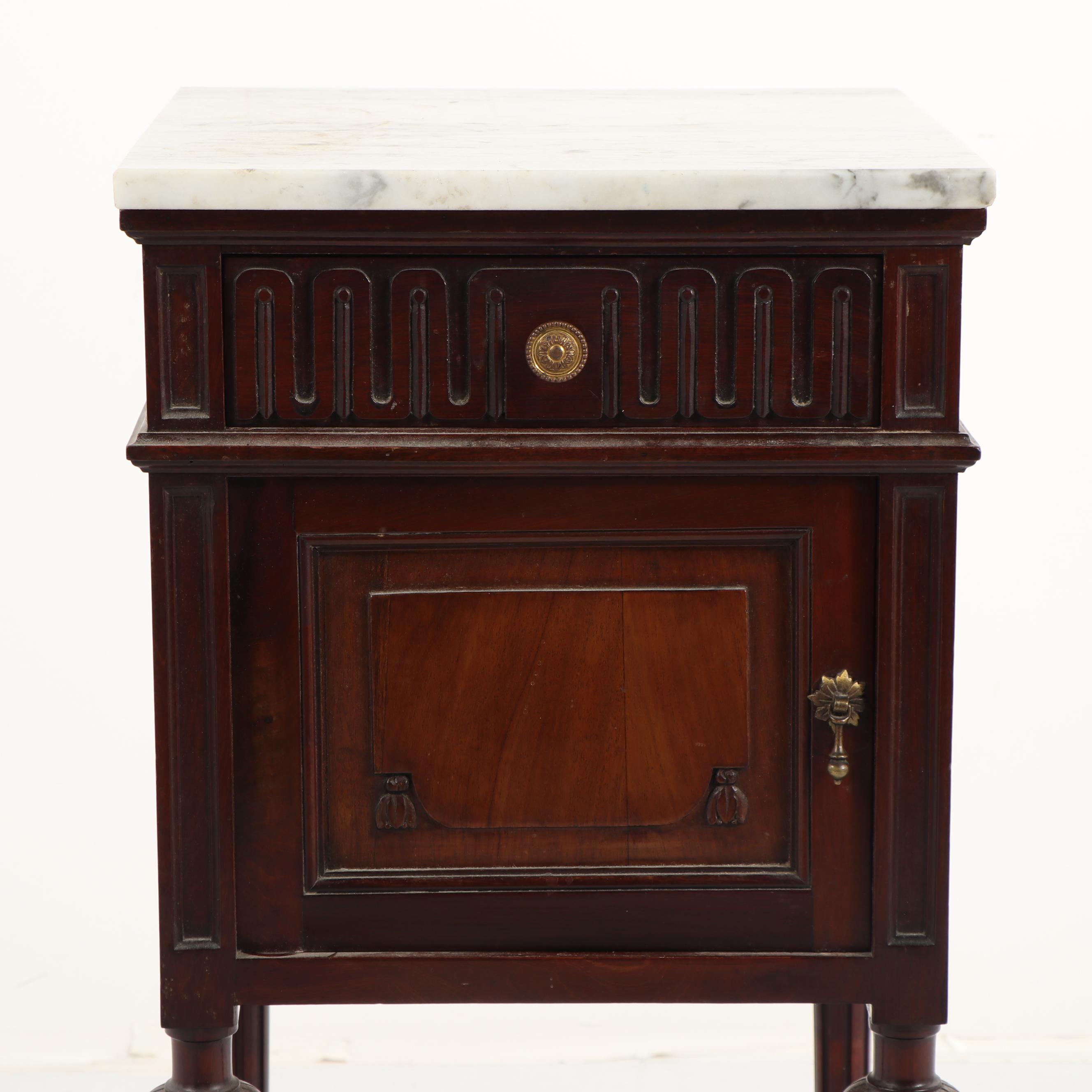 Federal Style Mahogany Humidor, 20th Century