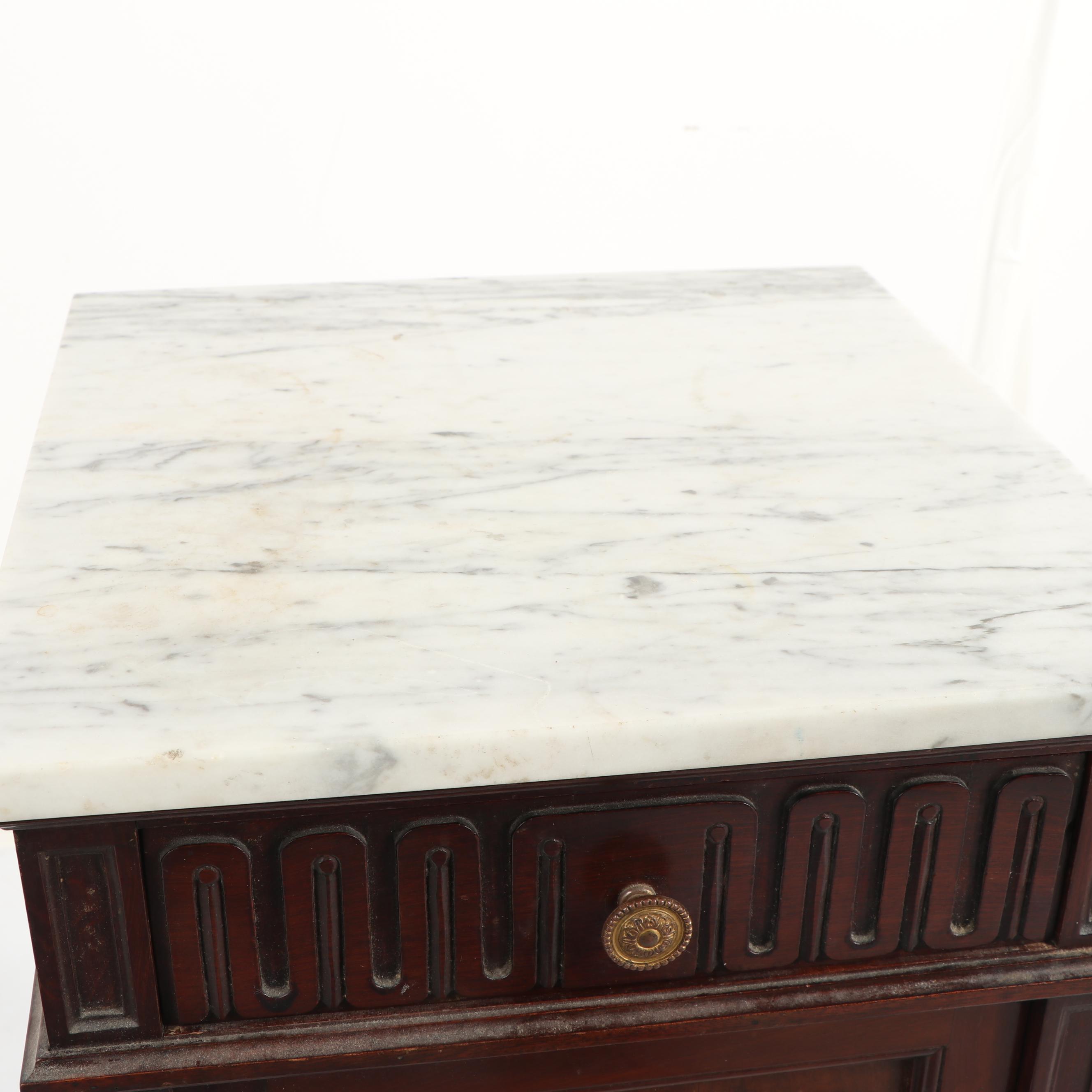 Federal Style Mahogany Humidor, 20th Century