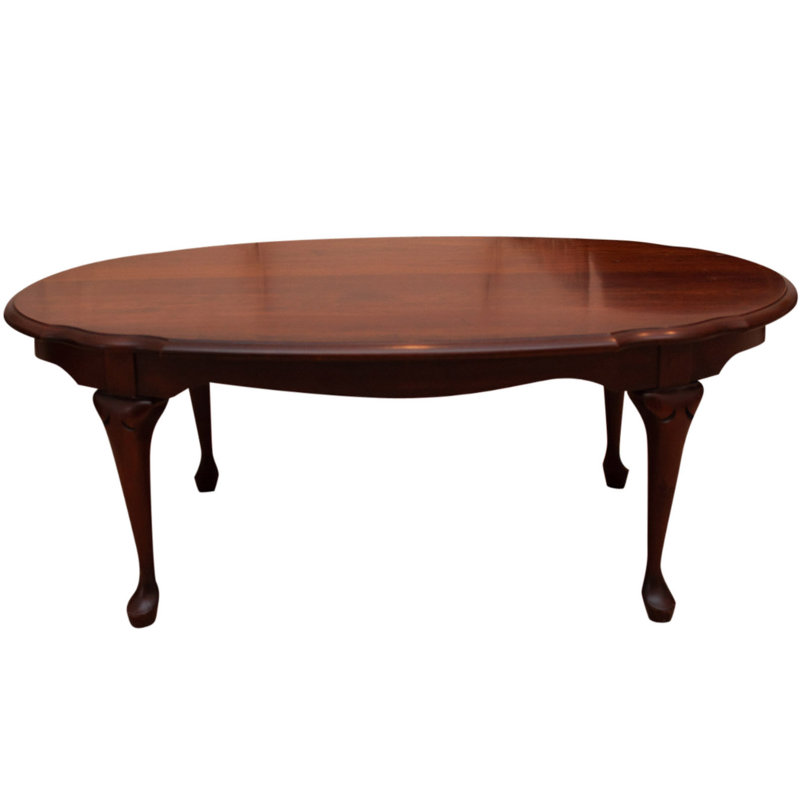Queen Anne Style Cherry Coffee Table with Mahogany Finish EBTH