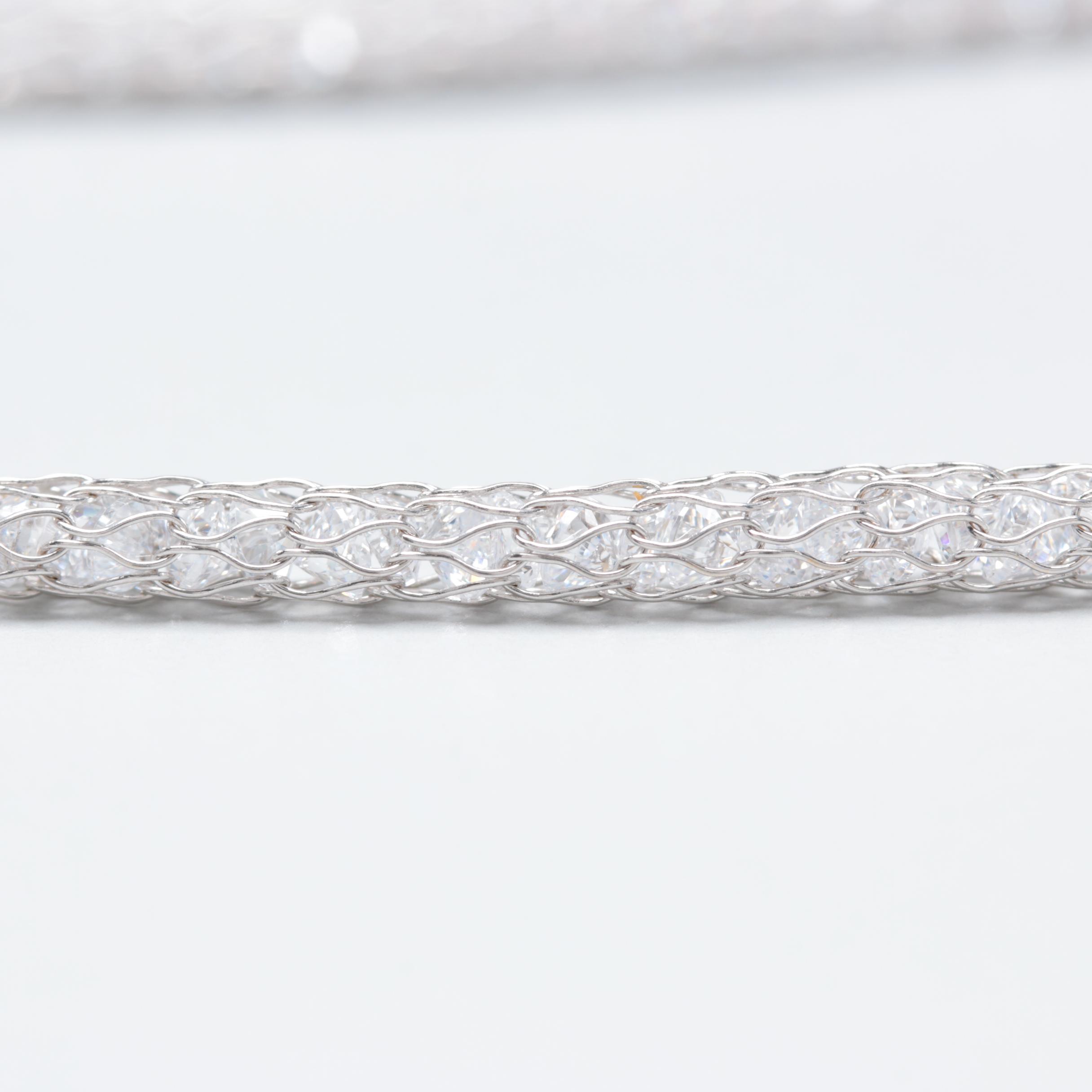 18K White Gold Cubic Zirconia Necklace