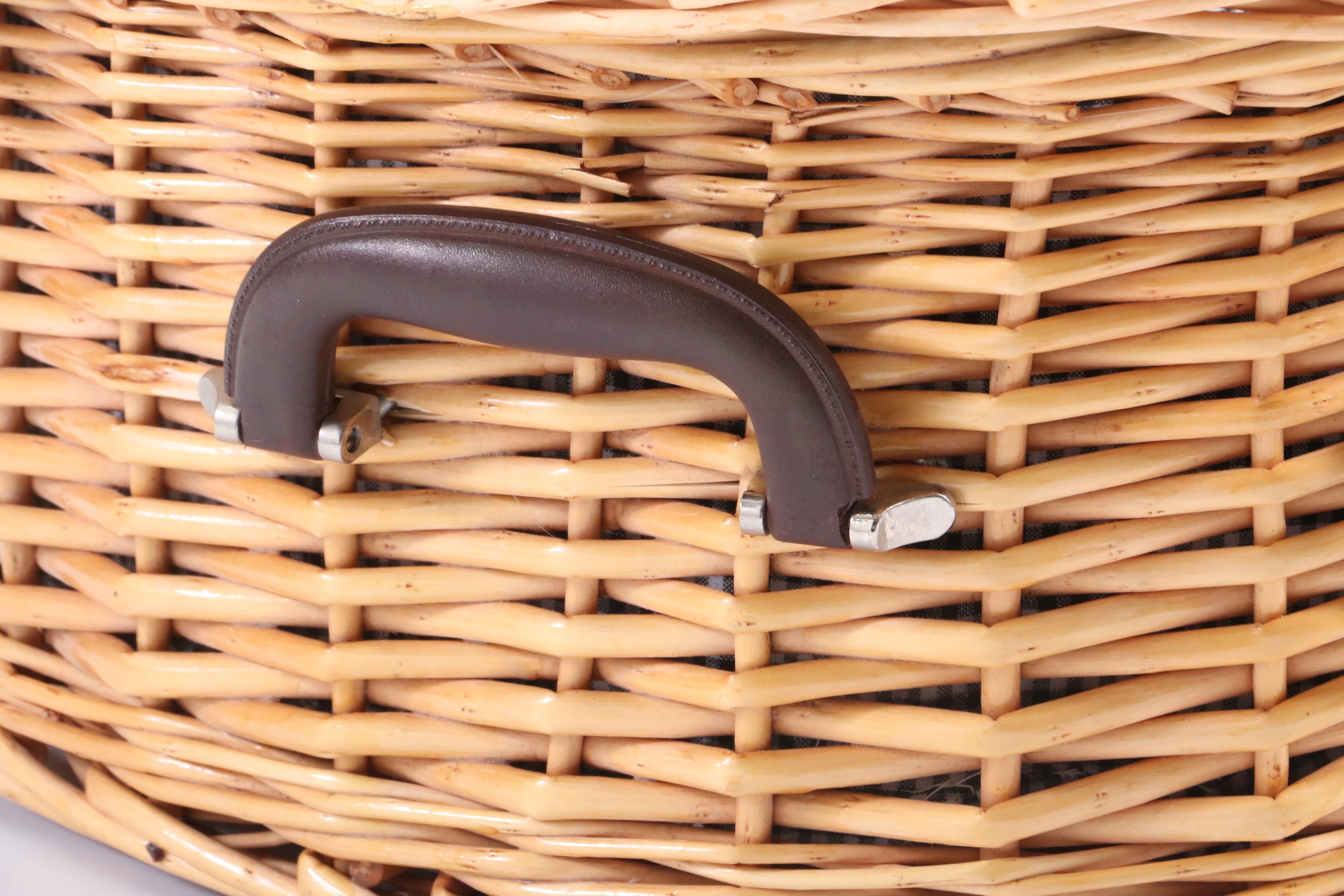 Wicker Picnic Hamper with Eddie Bauer Long Head Croquet Set in Storage Bag