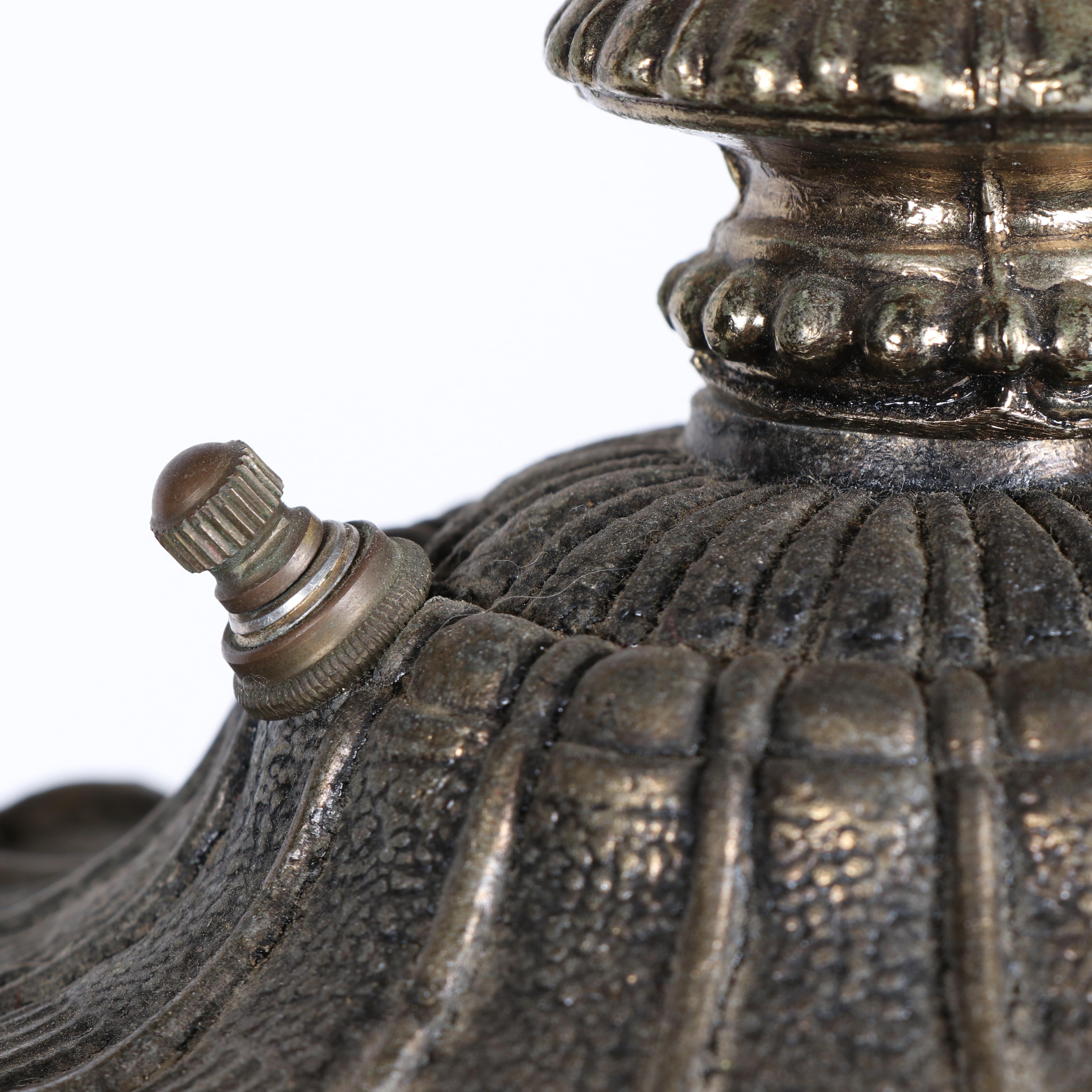 Reticulated Cast Metal Entry Lamps