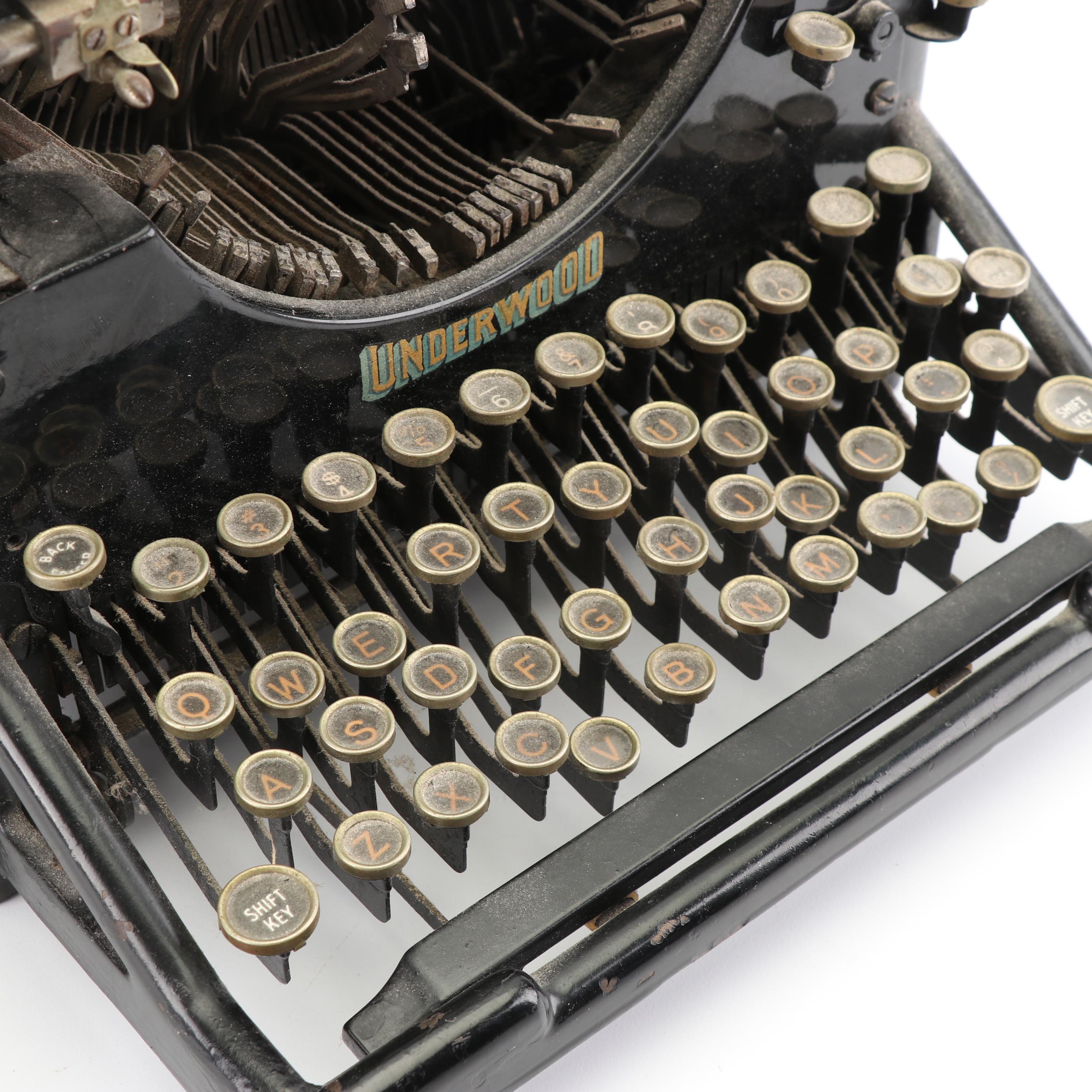 Early 20th Century Underwood No. 5 Typewriter
