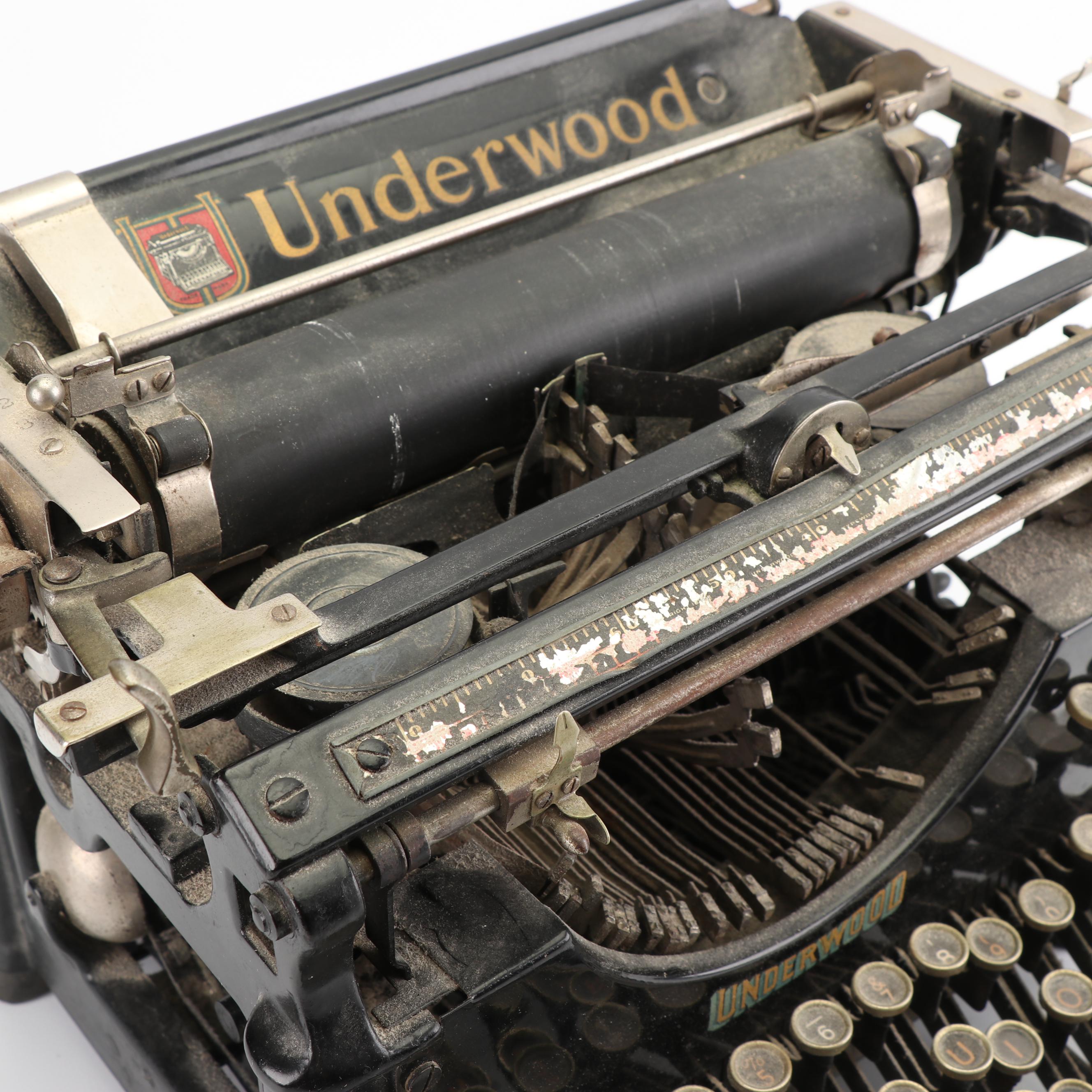 Early 20th Century Underwood No. 5 Typewriter