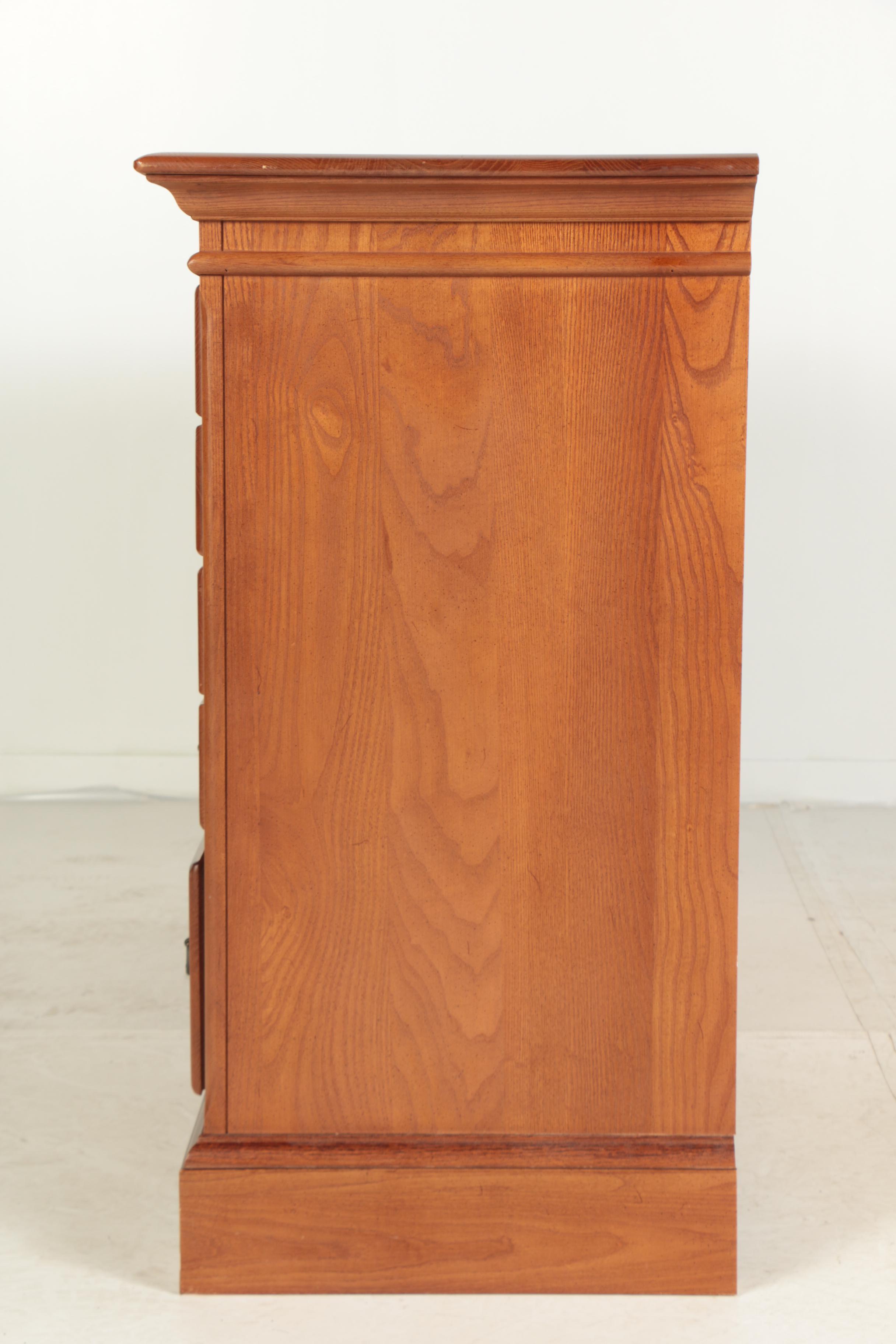 Oak Dresser by Sumter Cabinet Company, Late 20th Century