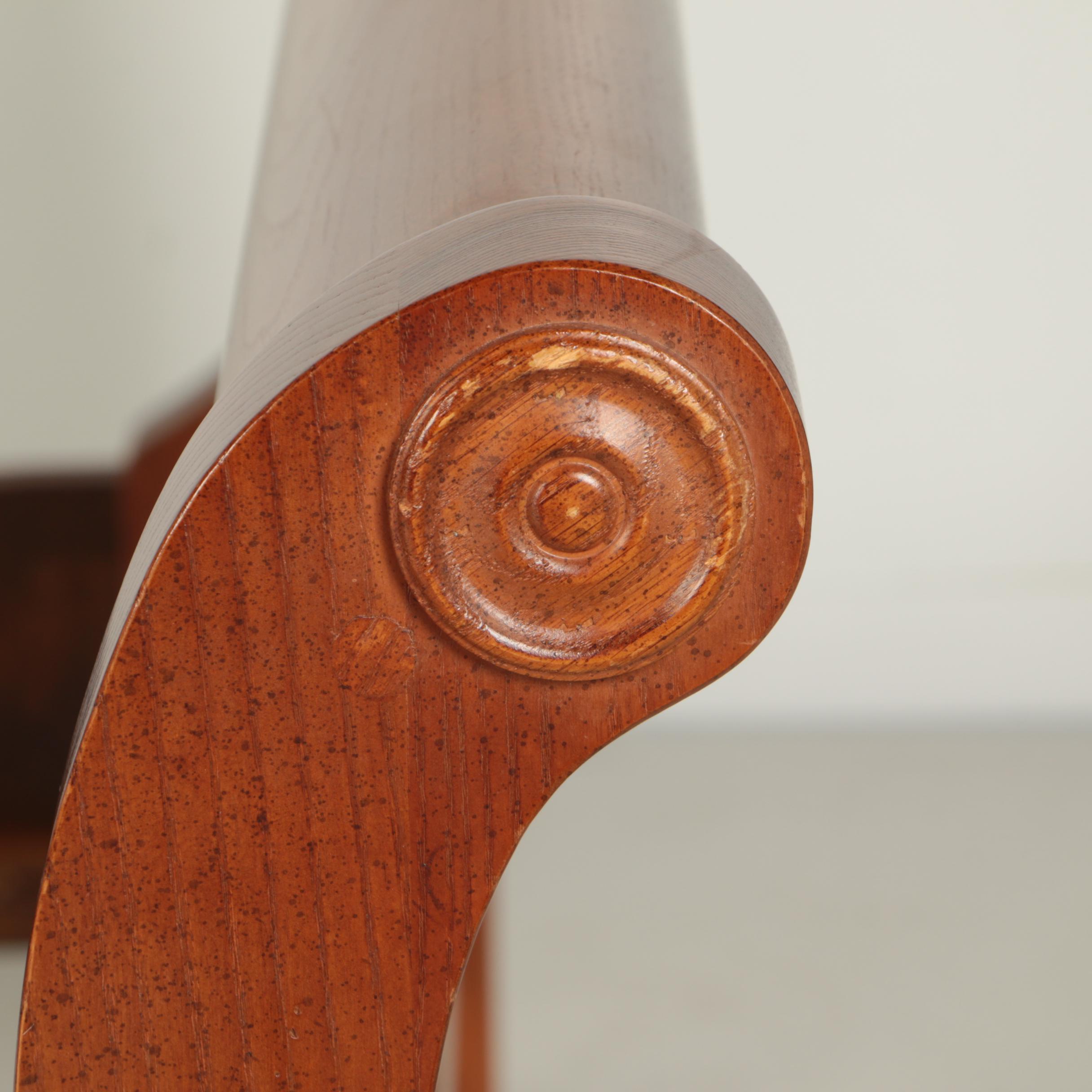 Contemporary Oak Queen Size Sleigh Bed Frame