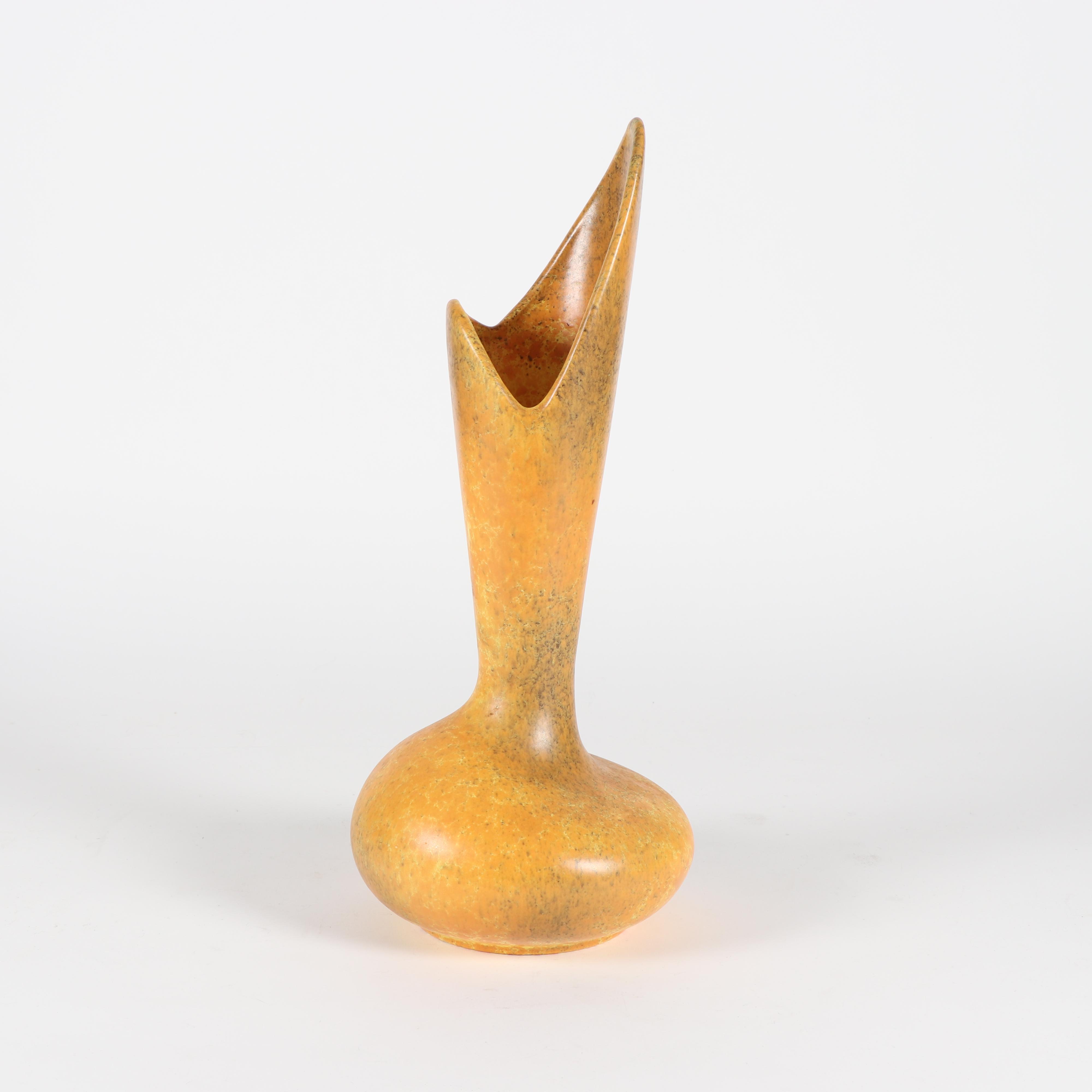 Mid-Century Modern Royal Haeger Ceramic Vase