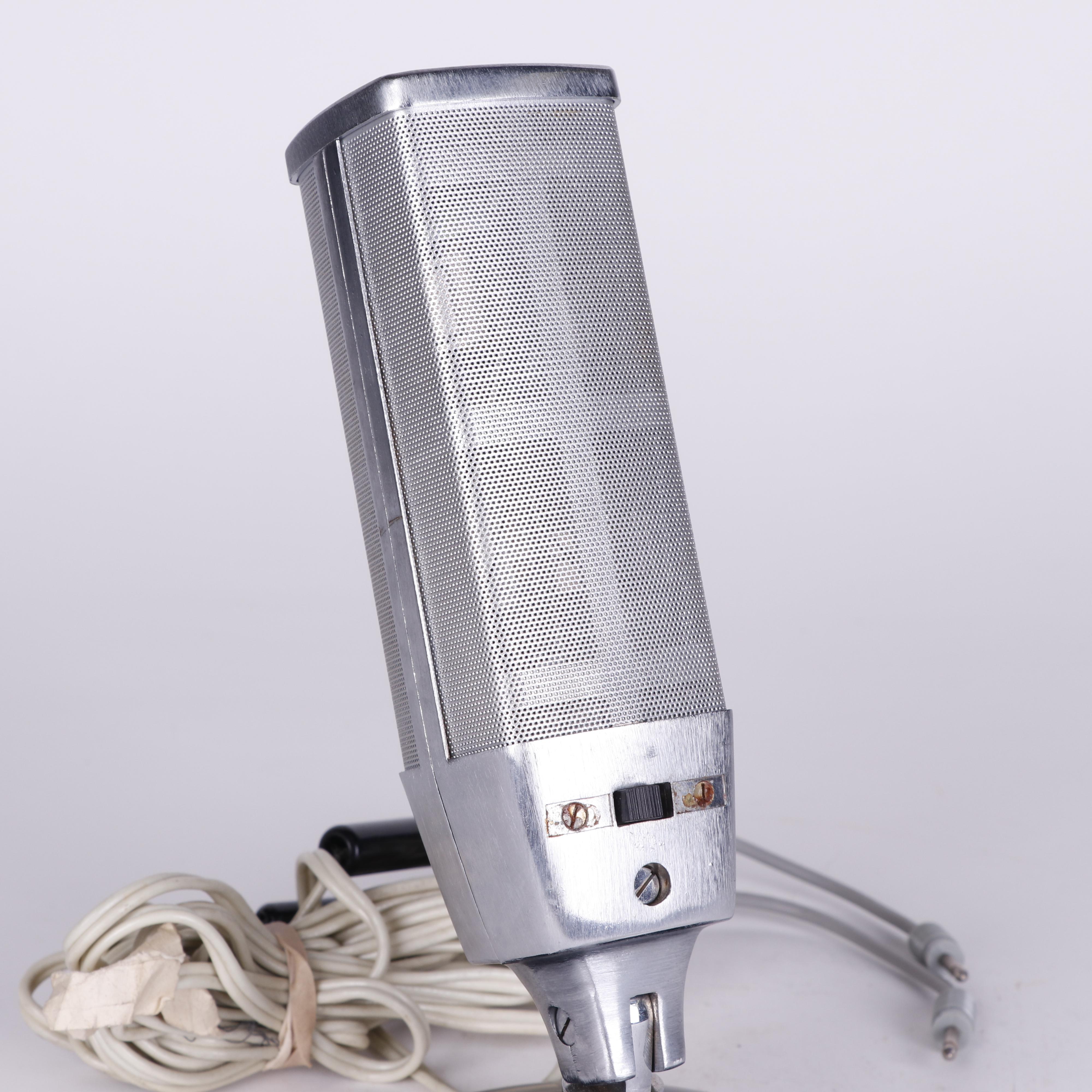 Lafayette Radio and Electro-Voice 660 Dynamic SuperCardioid Microphones