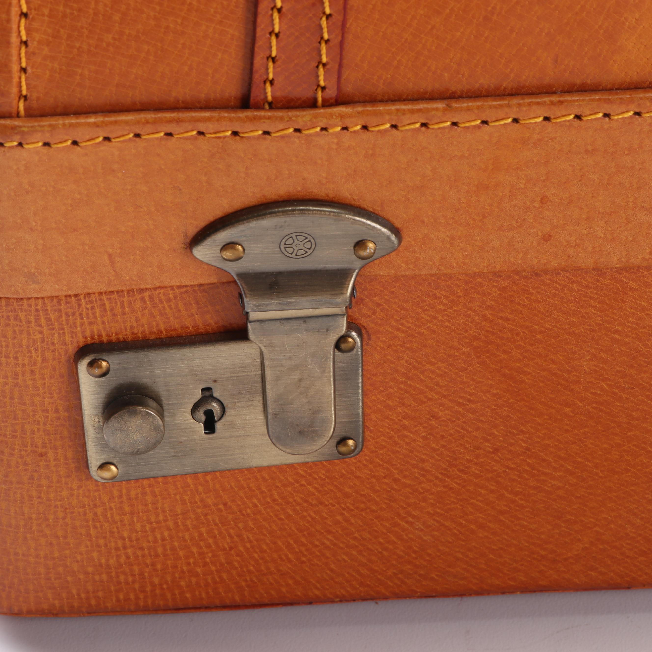 Daines & Hathaway Triple Bar Case and Locking Leather Doctor's Bag