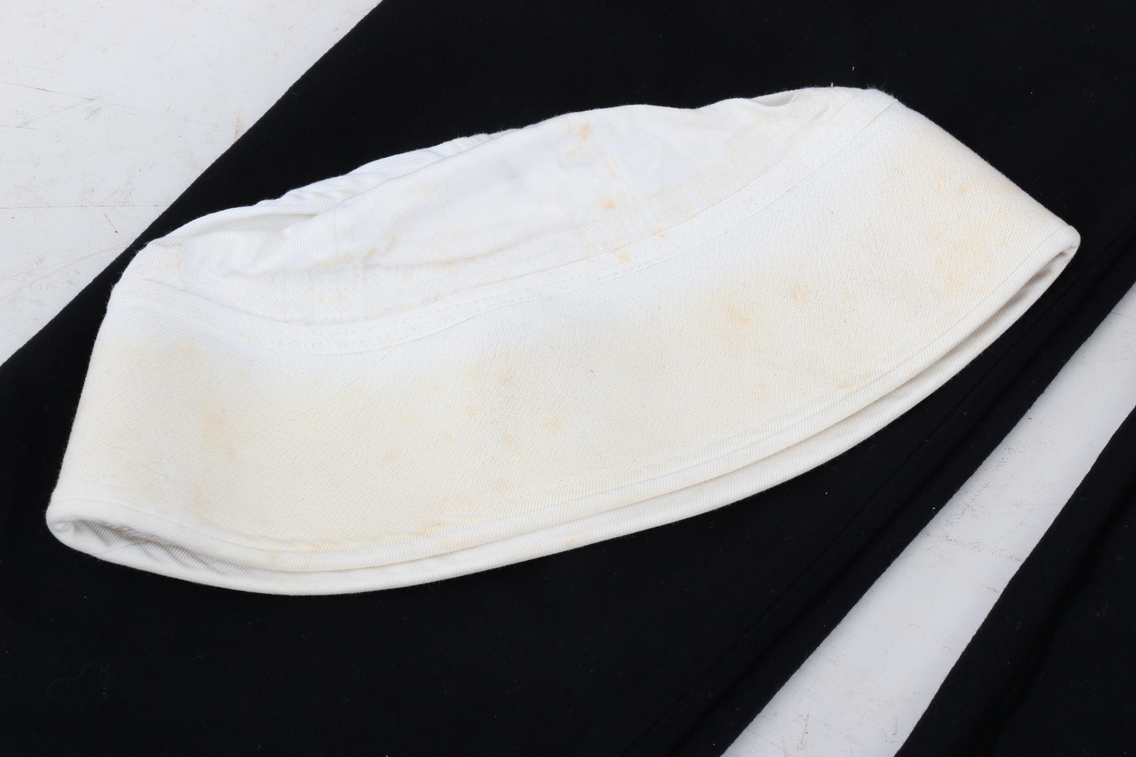 World War II US Navy Issue Uniform Identified