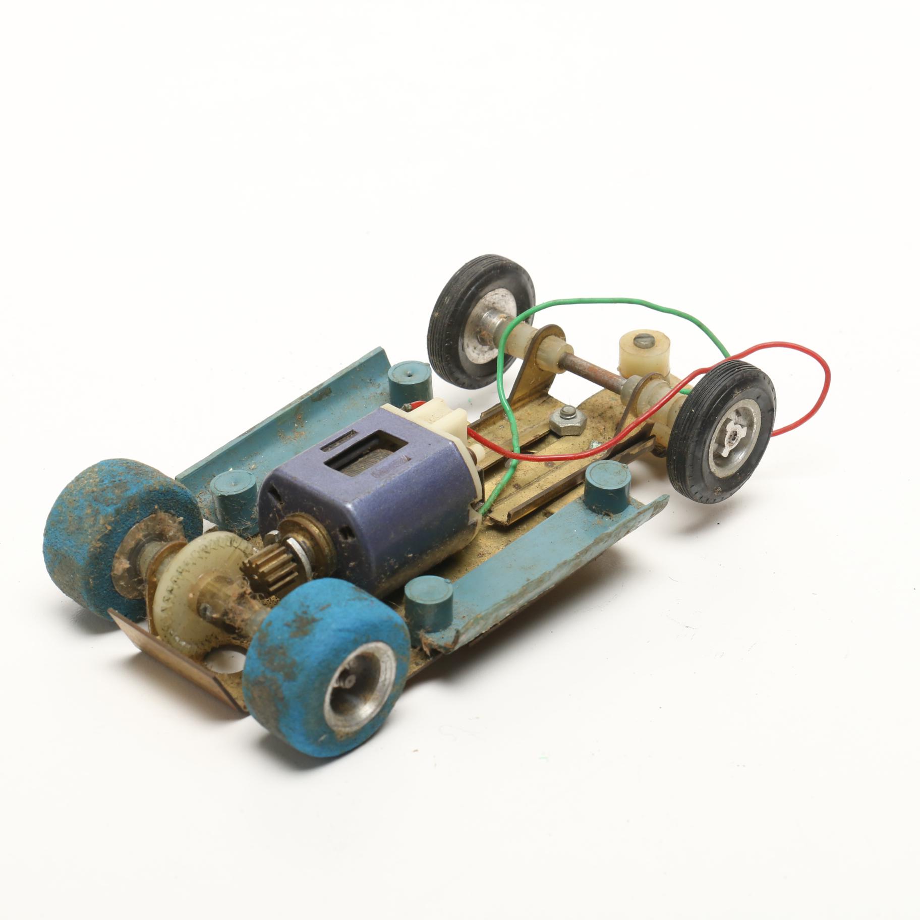 Oscar Mayer Wienermobile with Greyhound Bus Bank and Battery & Electric Cars