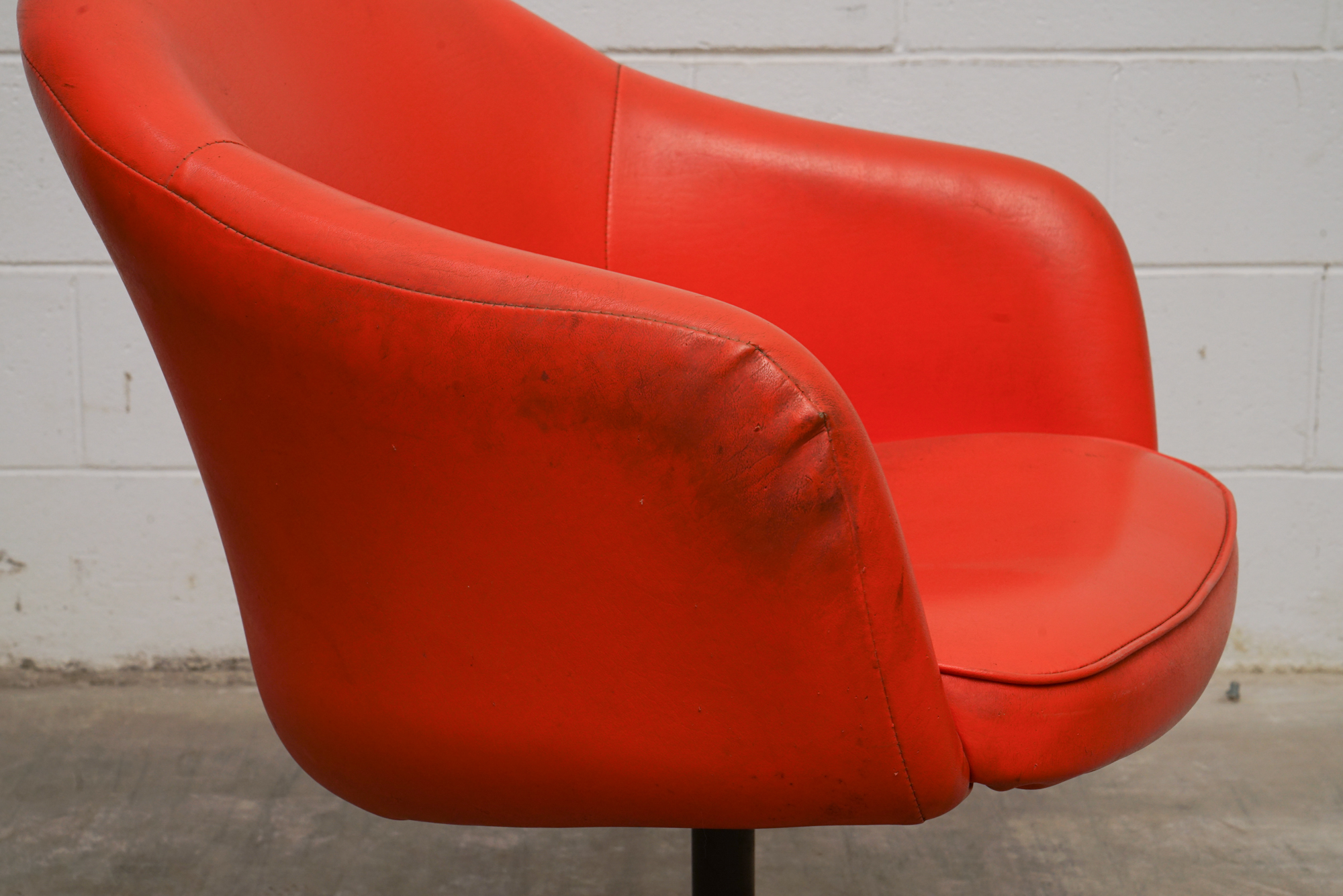 Mid Century Modern Upholstered Swivel Chair, Mid-20th Century
