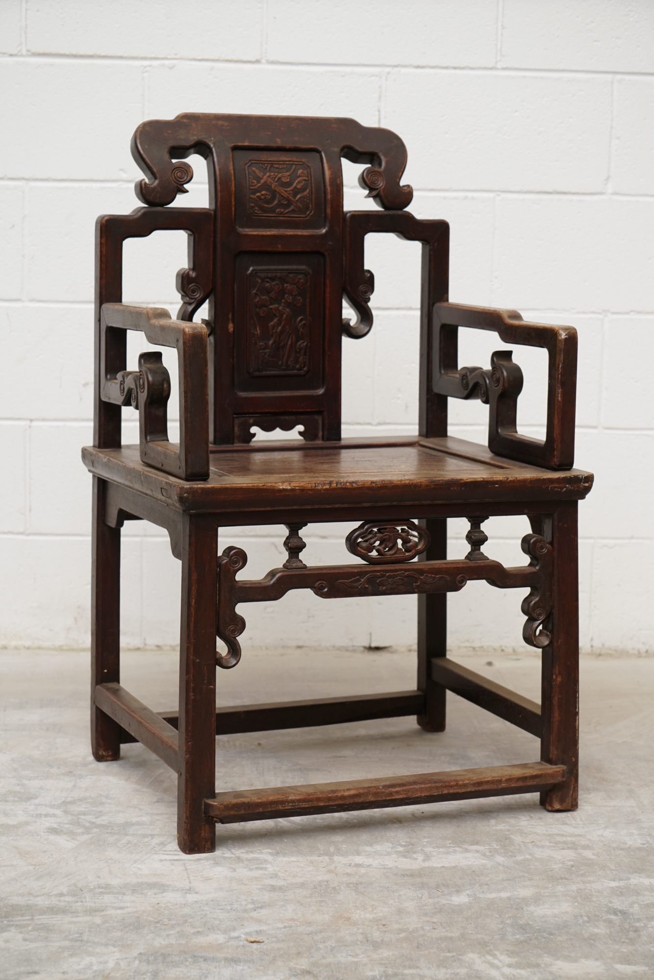 Chinese Qing Style Elm Chairs, 19th Century